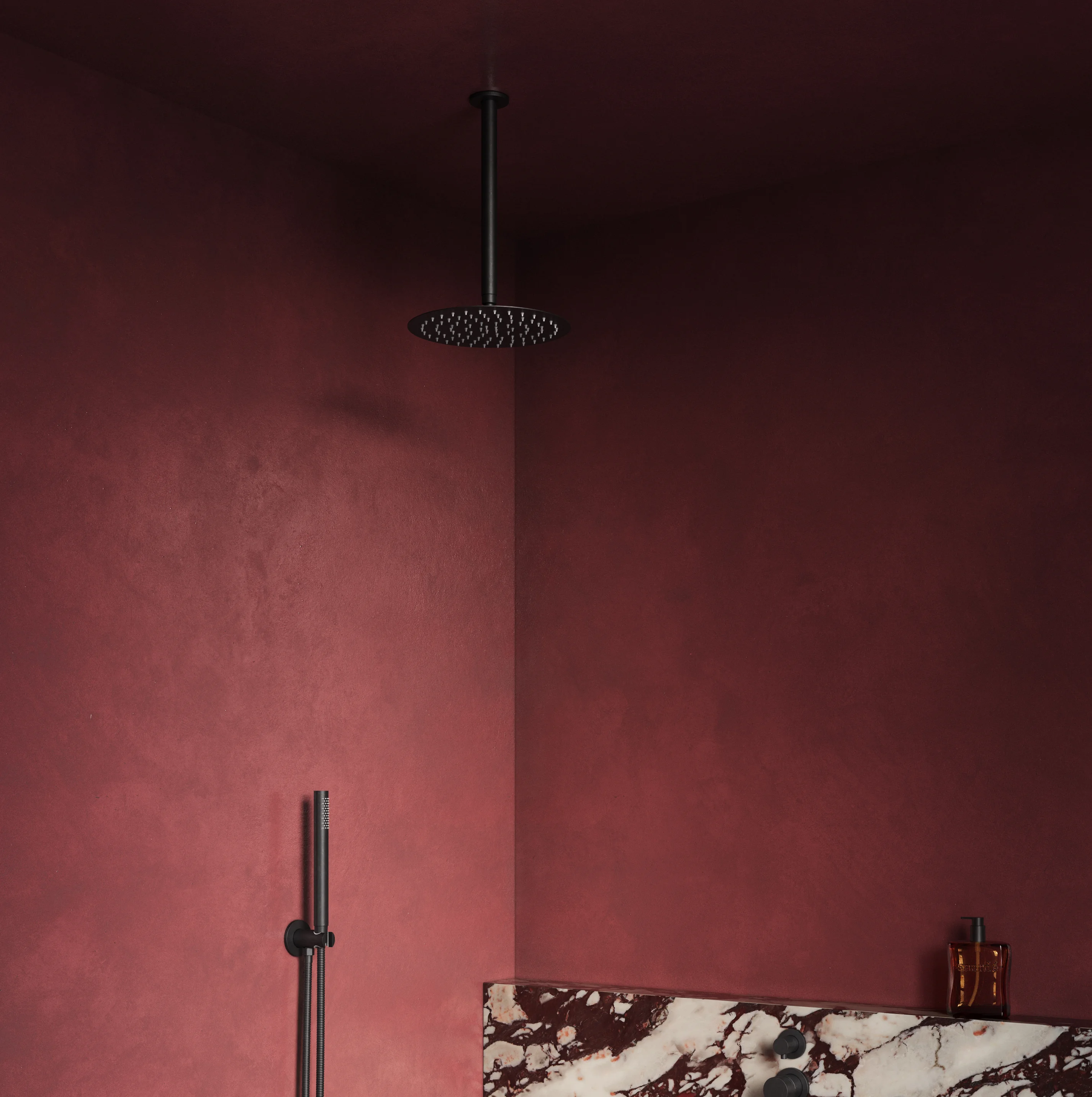 AntiqueBathroom ShowerScene Var02 Angle01 Slate