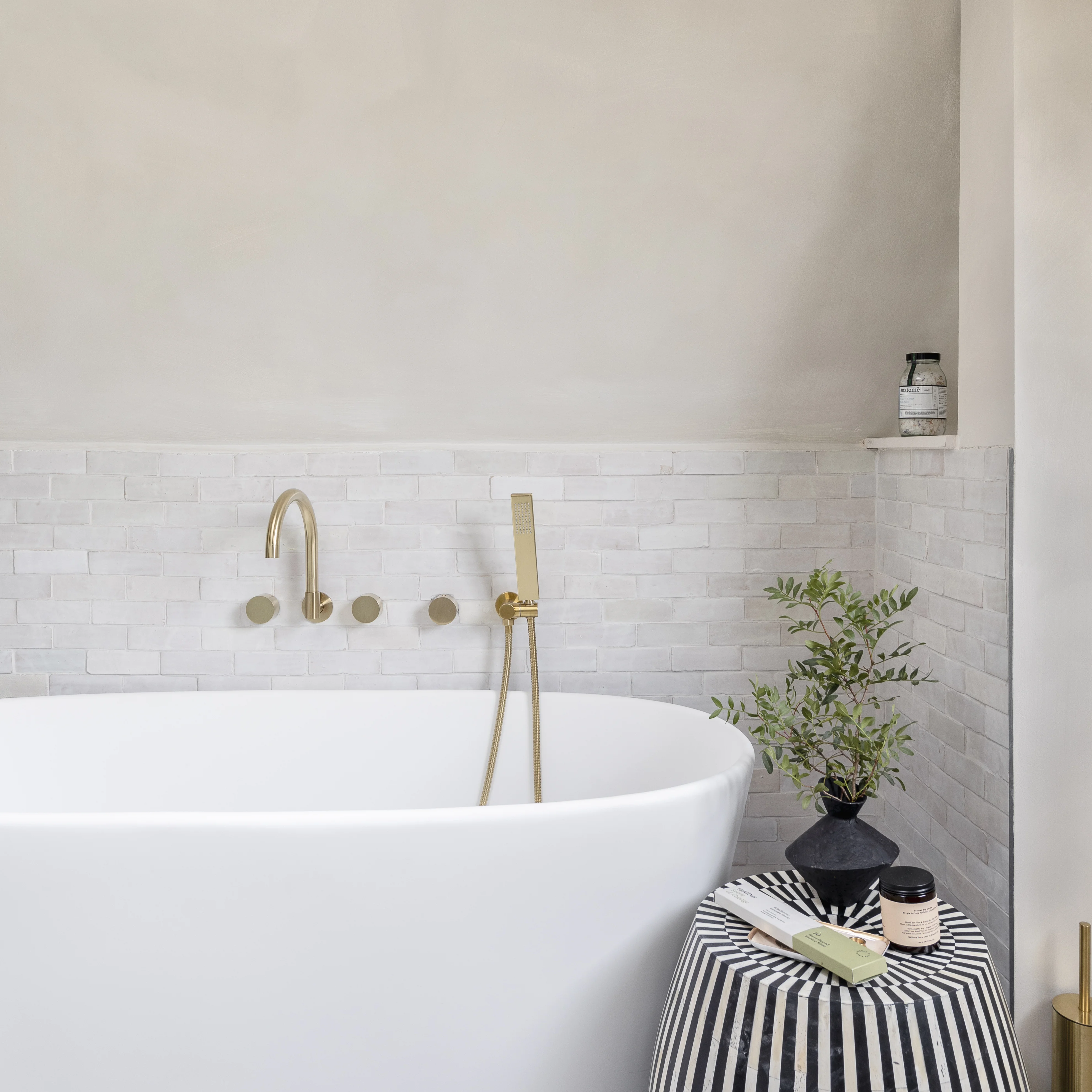 Behind-The-Door-Design-HR-19