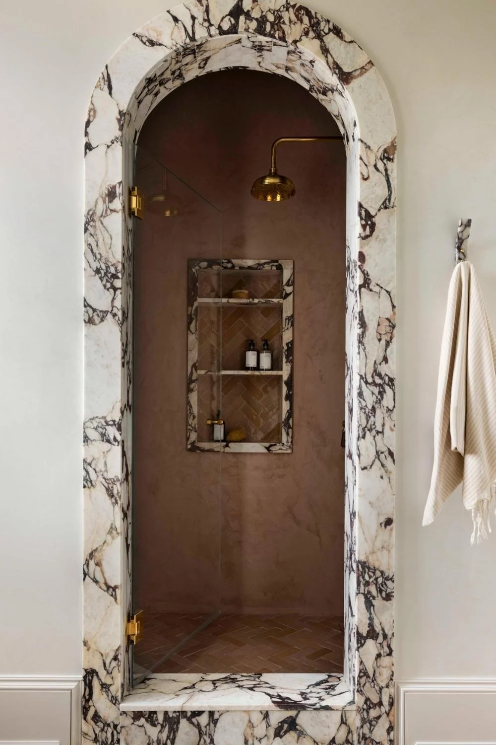 Modern Antique Interior Design Shower Marble Brushed Brass