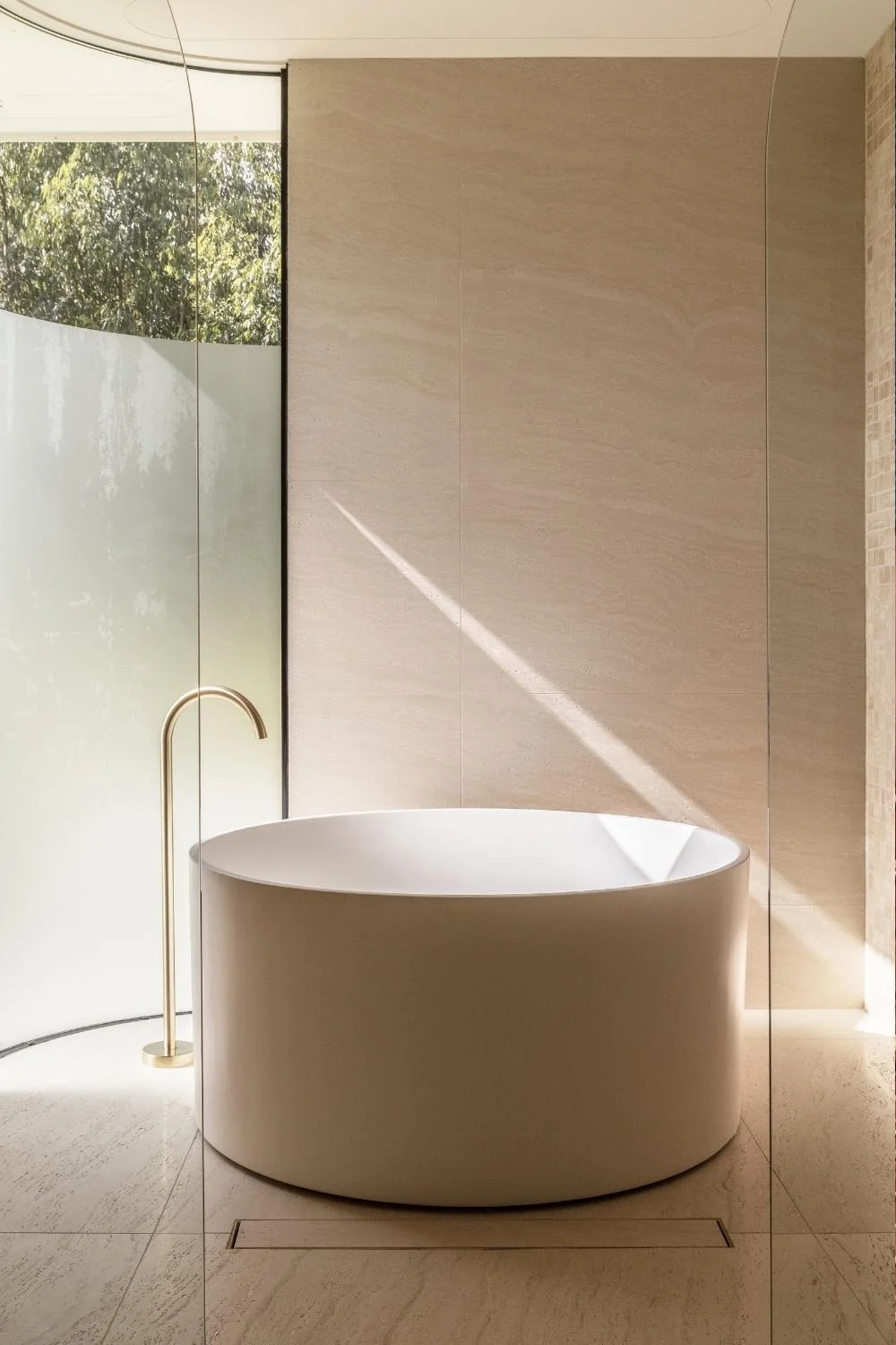 Interior Architecture Freestanding Bathtub Round