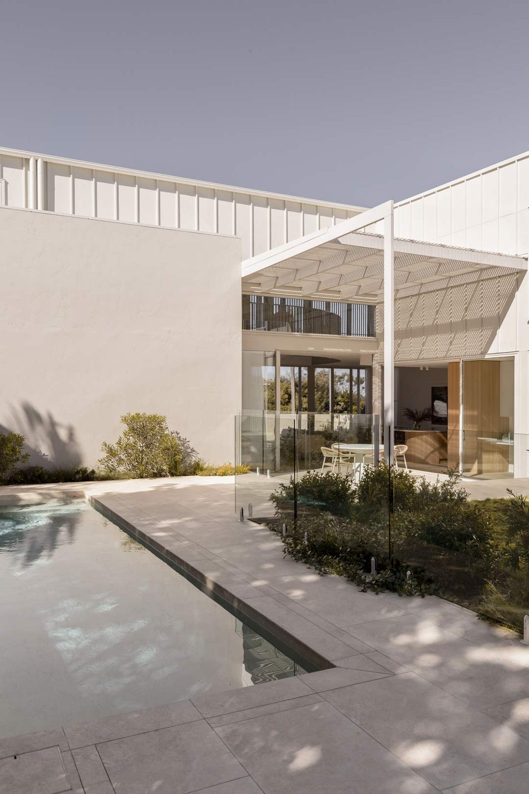 Bairnsdale Inspiring Views, Minimalist Architecture, and Natural Light