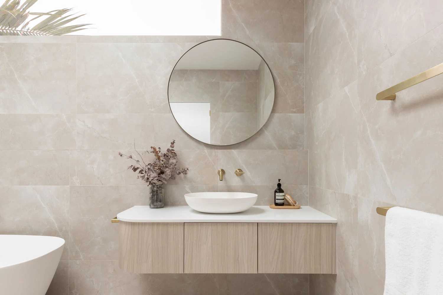 Pros and cons of above counter basins