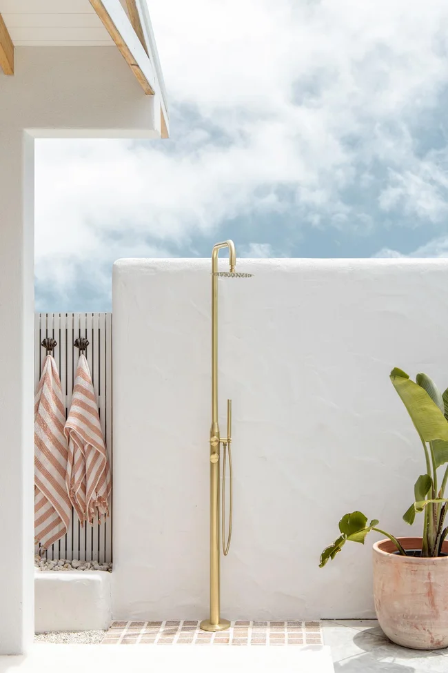 Pros and Cons of Outdoor Showers and Baths Ways ABI Interiors