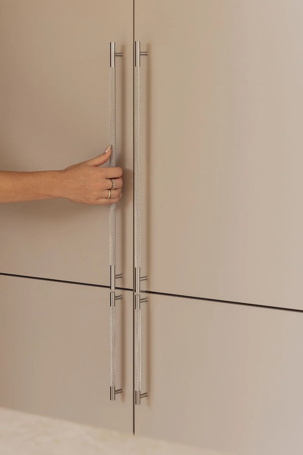 Project Gillies Duplex Melbourne Textured Cabinetry Pull