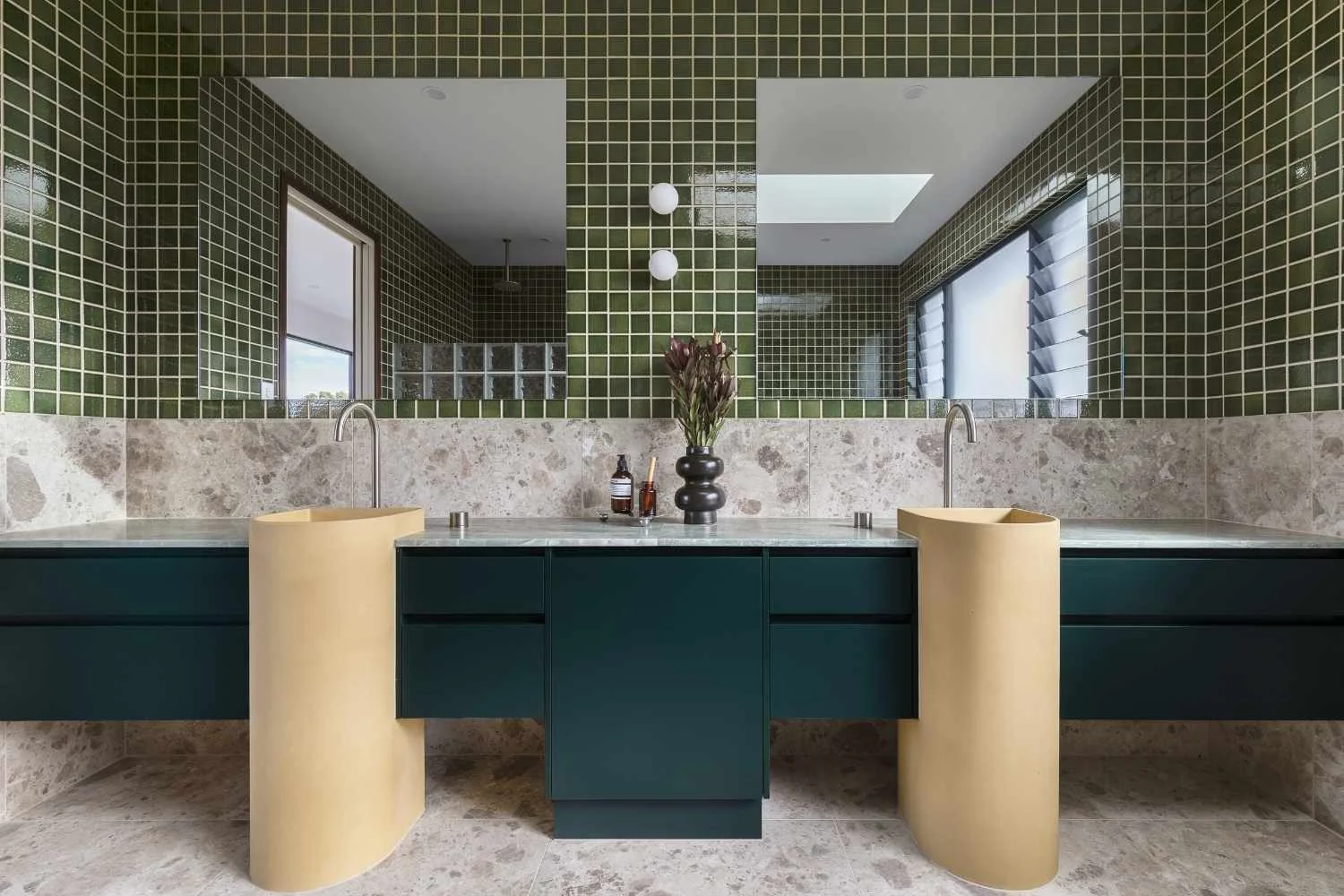 Bathroom Vanity Design Ideas Wall to Wall