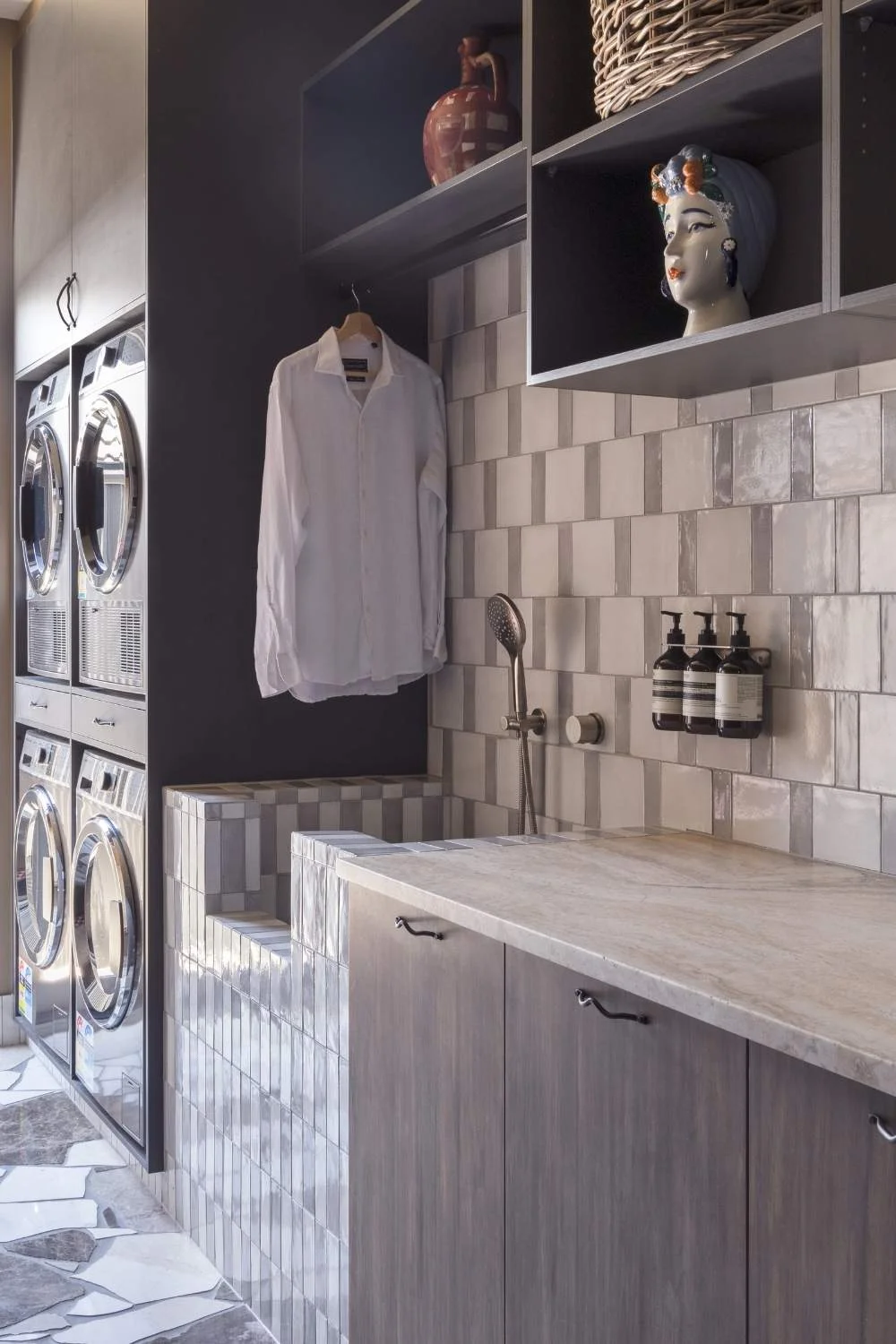 Laundry Design Pet Shower Hanging Rail