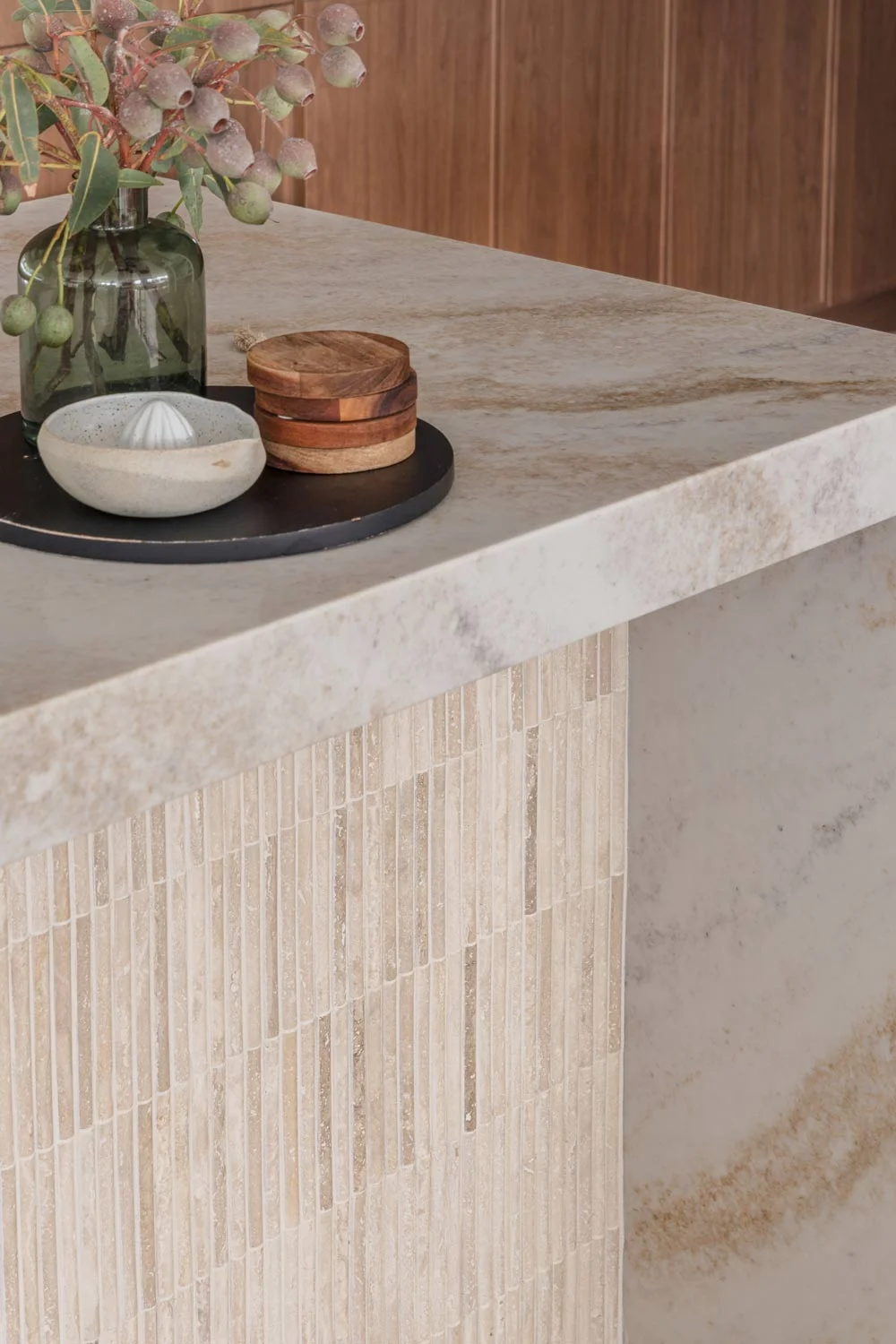 Best-Tile-Kitchen-Island-Travertine-Tile-Feature-Marble-Bench-Top