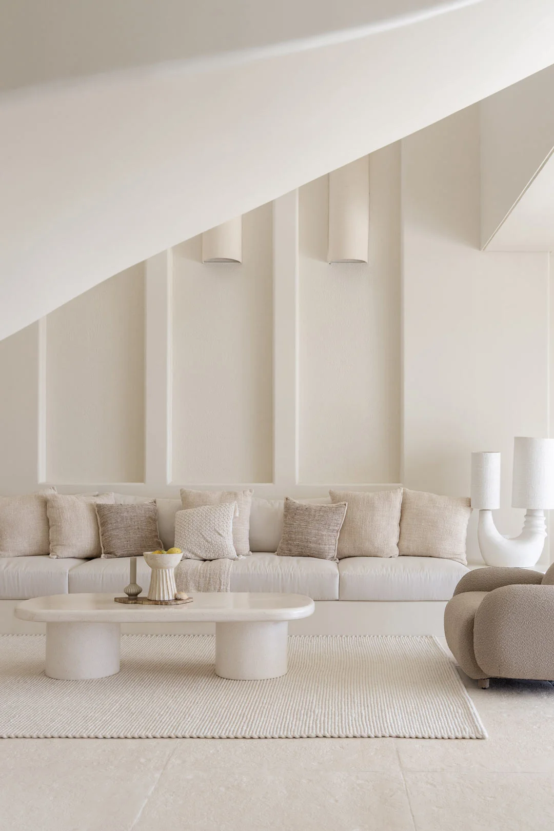 A calming and harmonious use of a monochromatic colour scheme