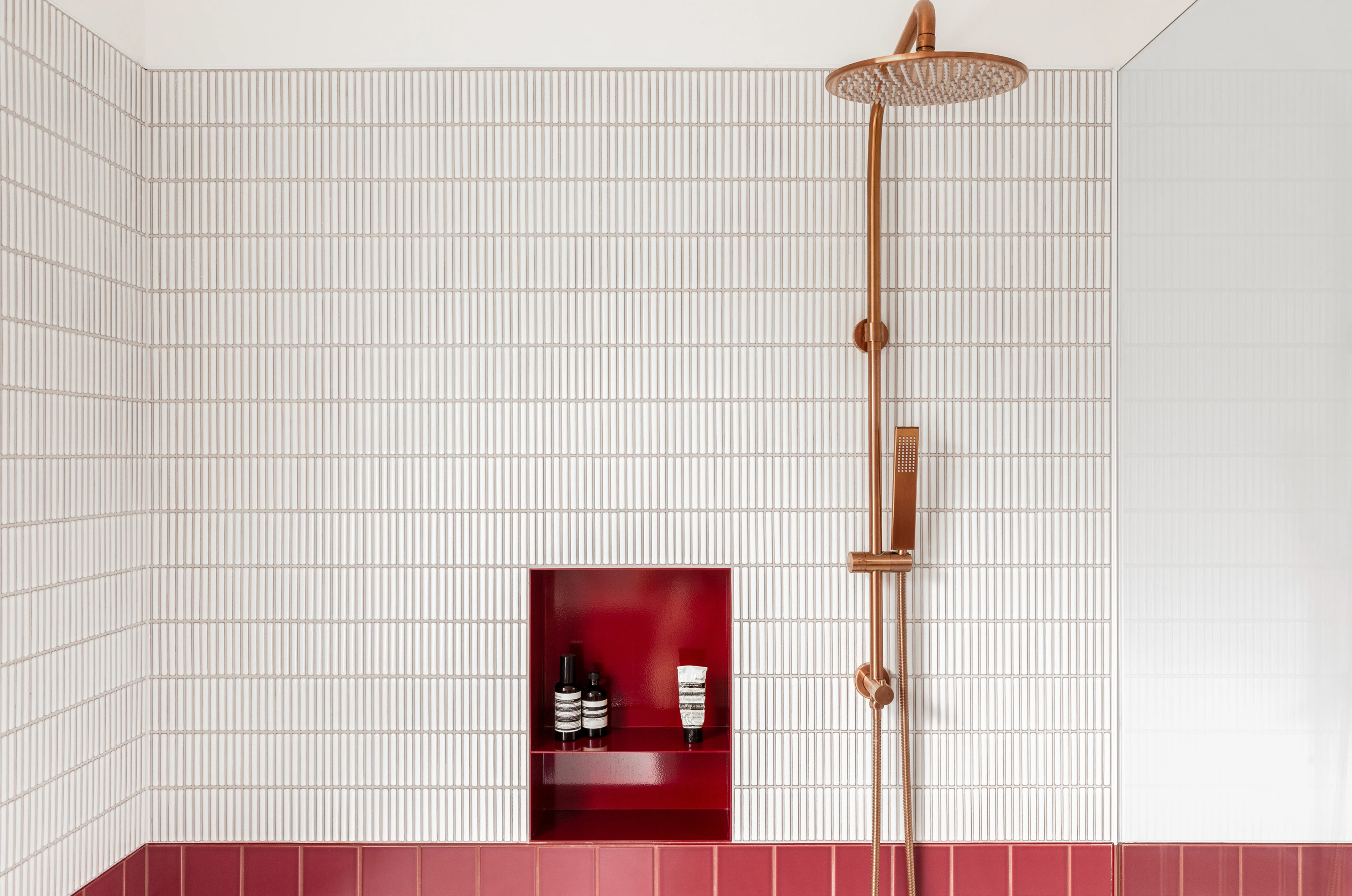 presto-wowowa-bathroom-slide-3