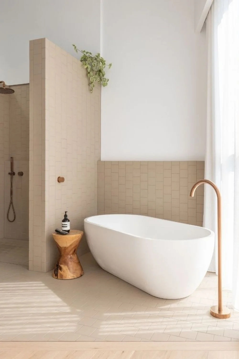 Bathtub Tile Ideas Large Format Wall