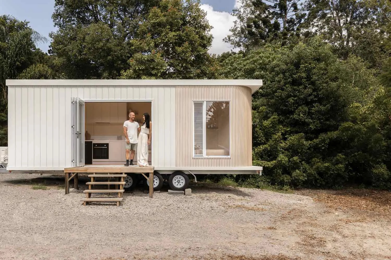 tiny-house-with-tasmania-oak-timber-battens