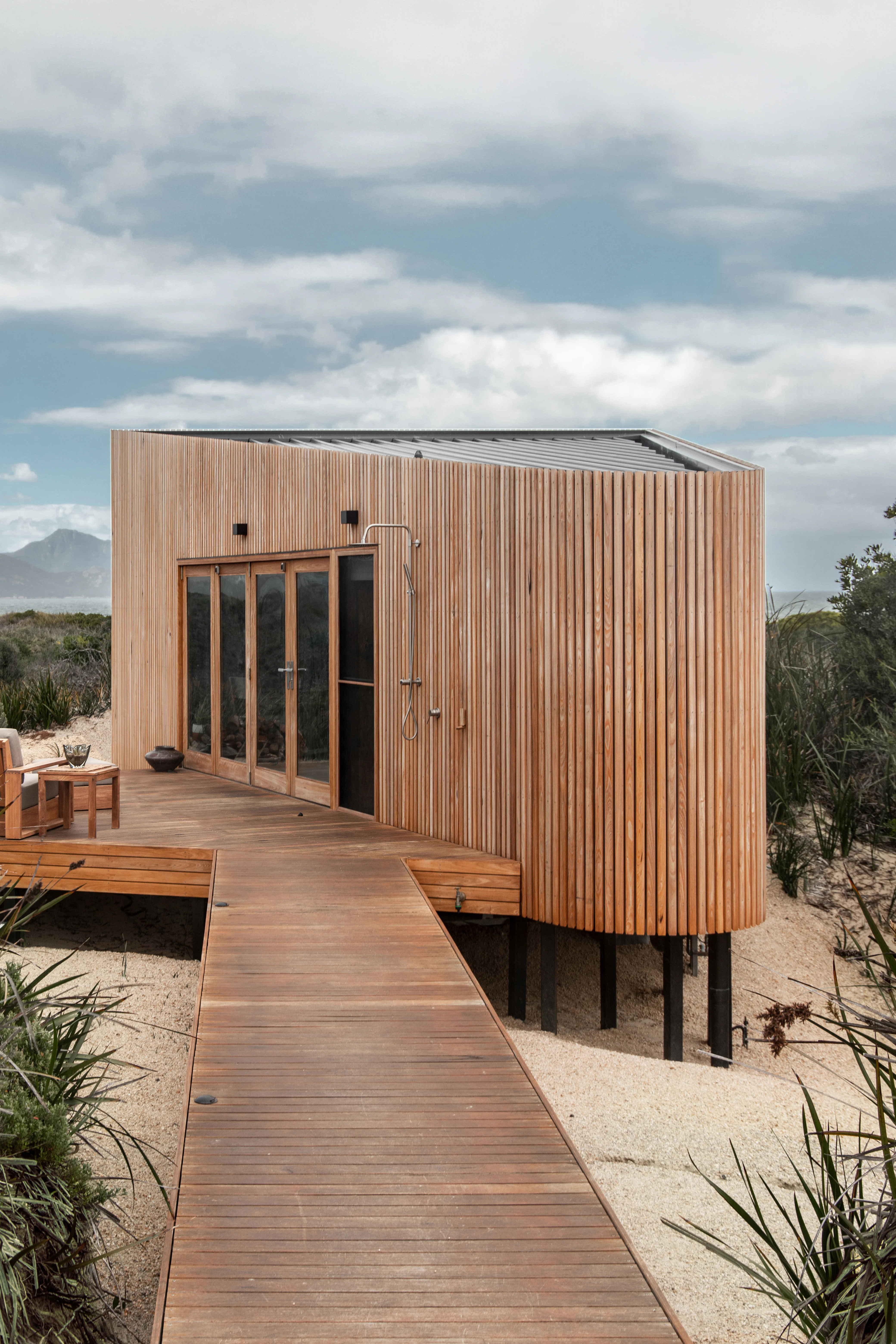 Dolphin-Sands-Studio-01