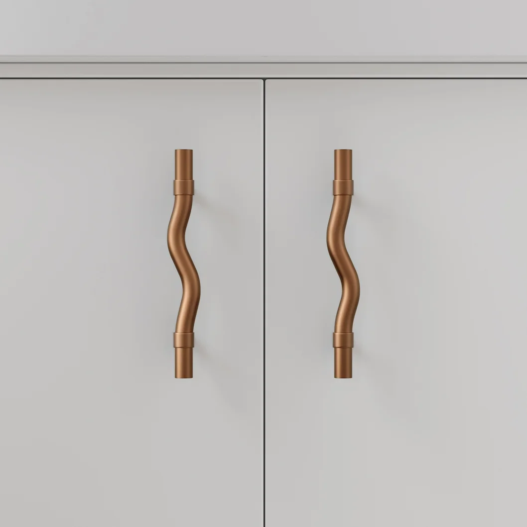 Ziggy%20Adjustable%20Cabinetry%20Pulls In%20Setting Close%20Up 150mm BC