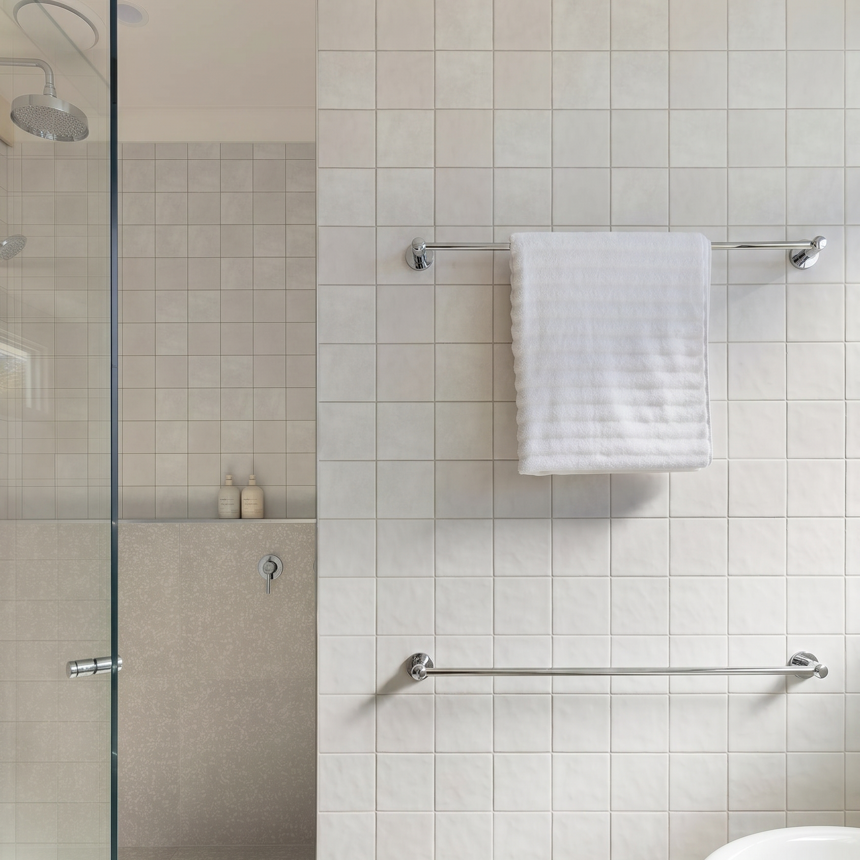 Kingsley Single Towel Rail Chrome 2