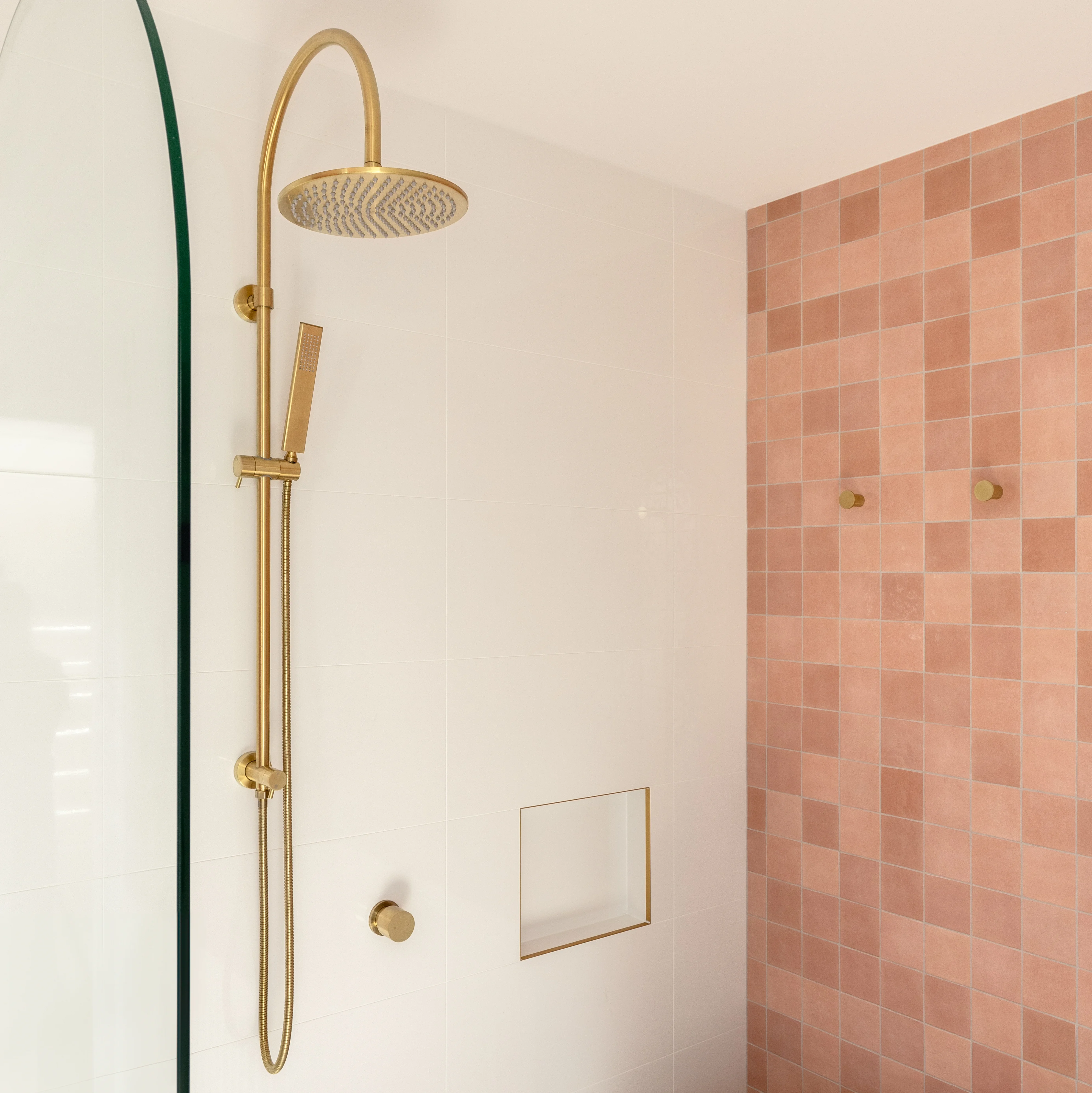 The-Pastel-Palm-HR-36