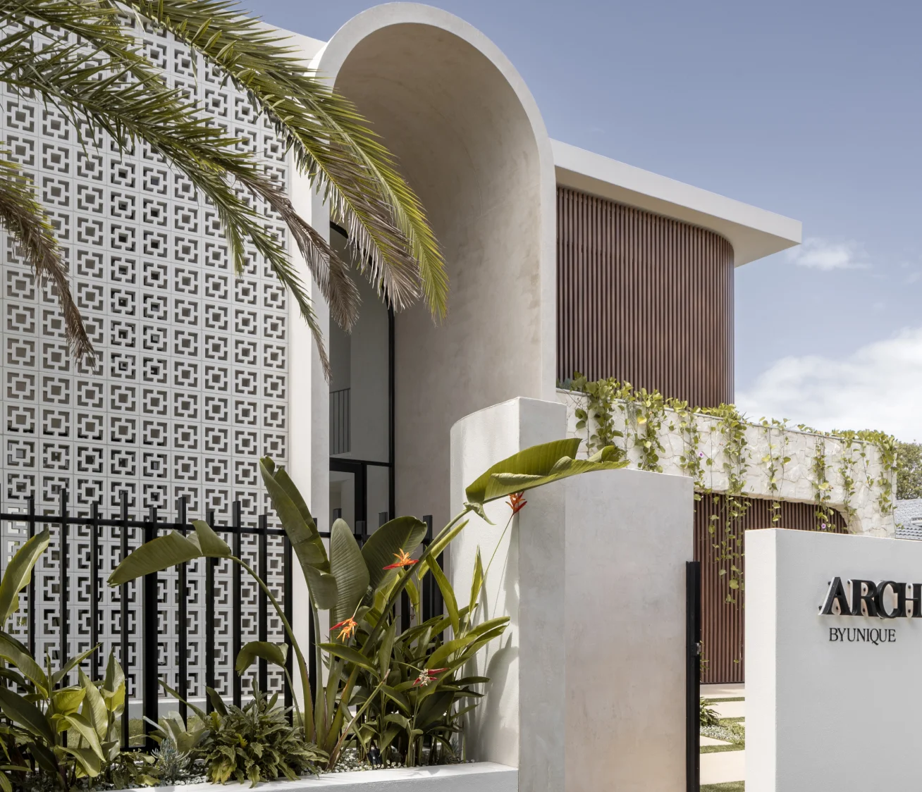 arch-unique-built-card