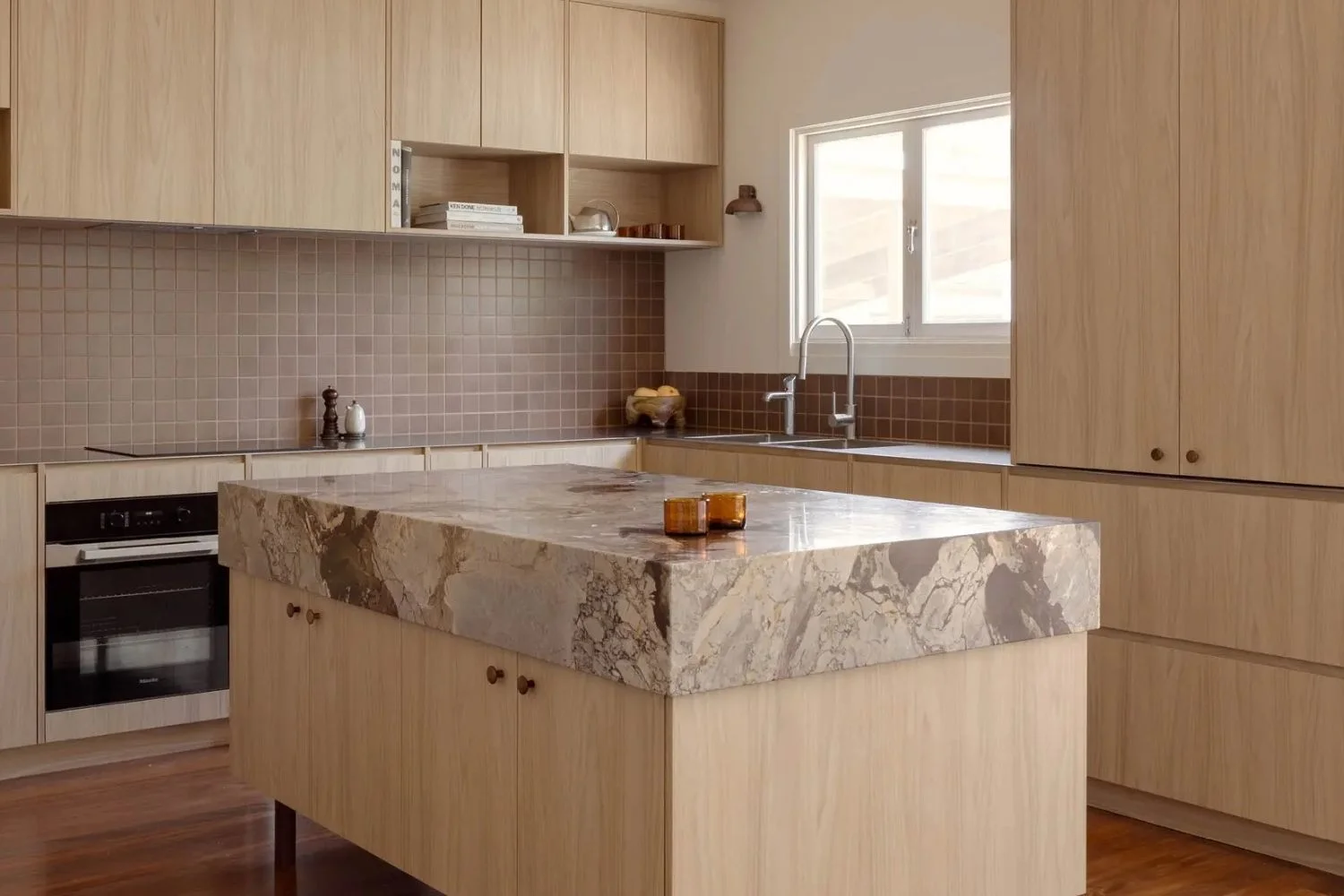 Natural Stone Interior Design Kitchen Application