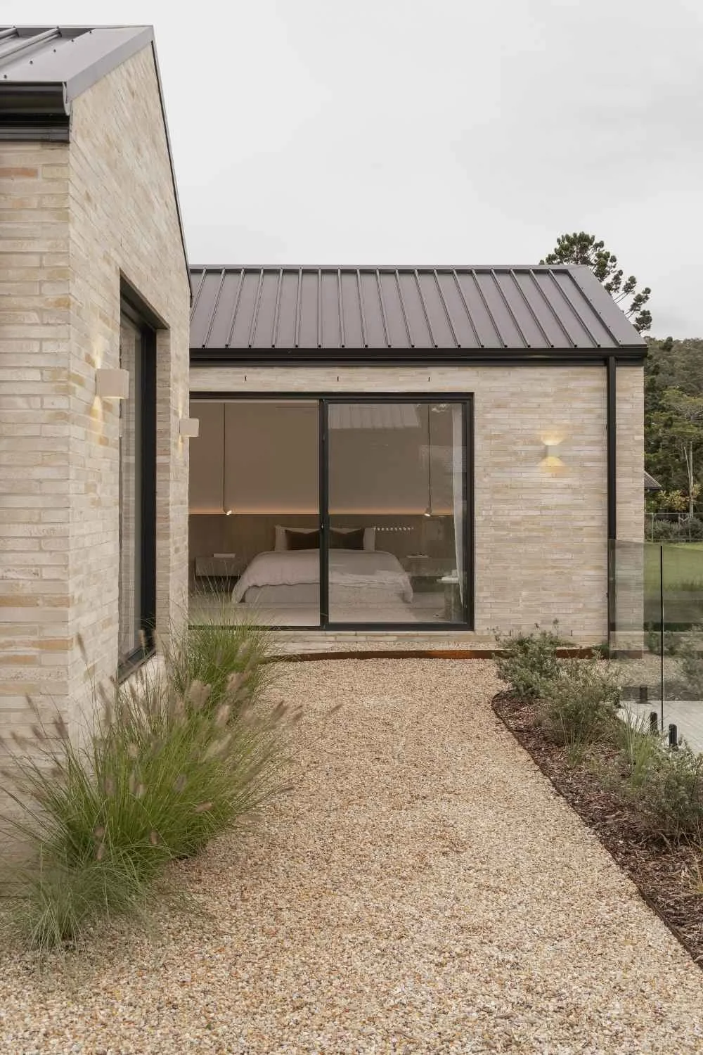 Suku Japandi Modern Farmhouse