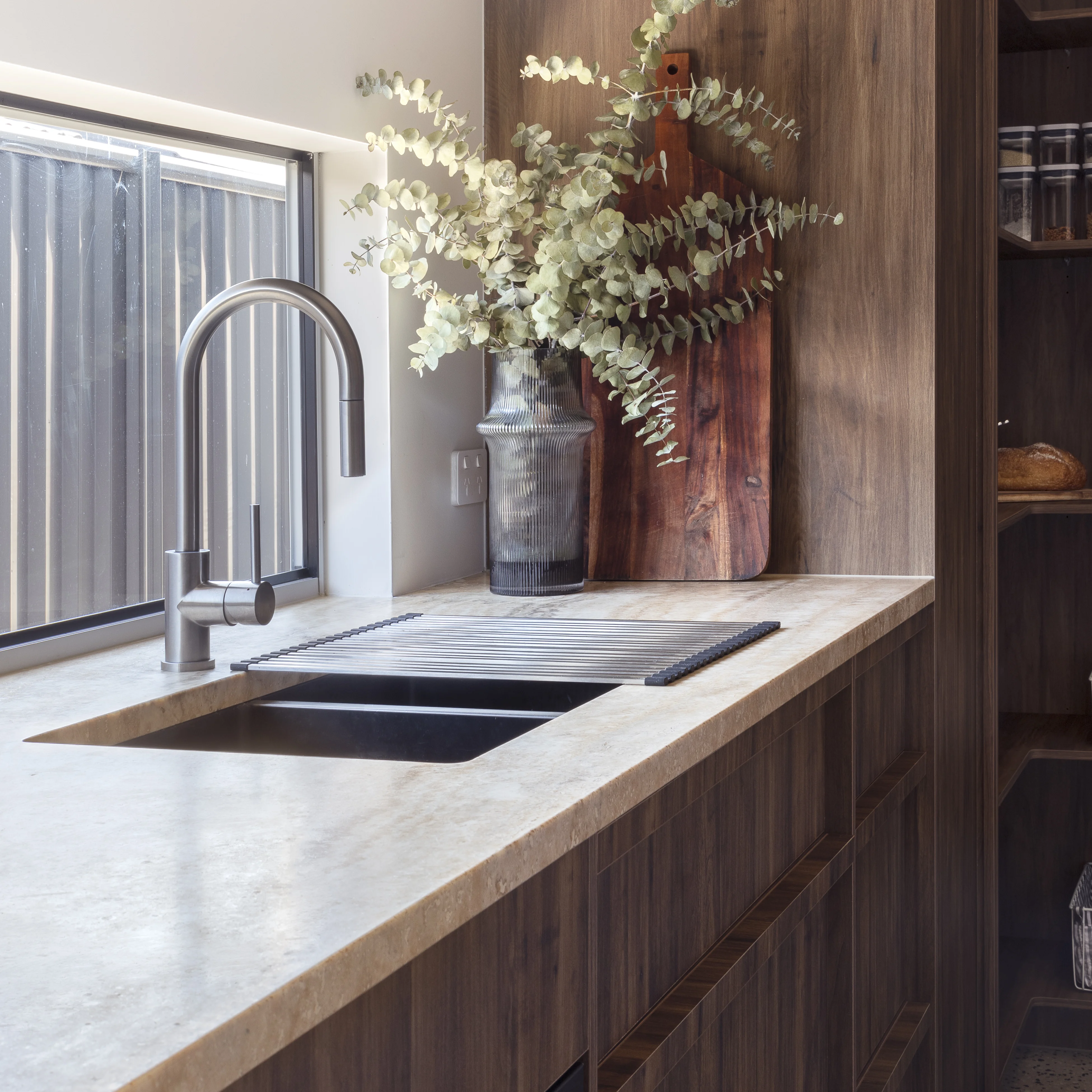 The Courtyard House HR-17