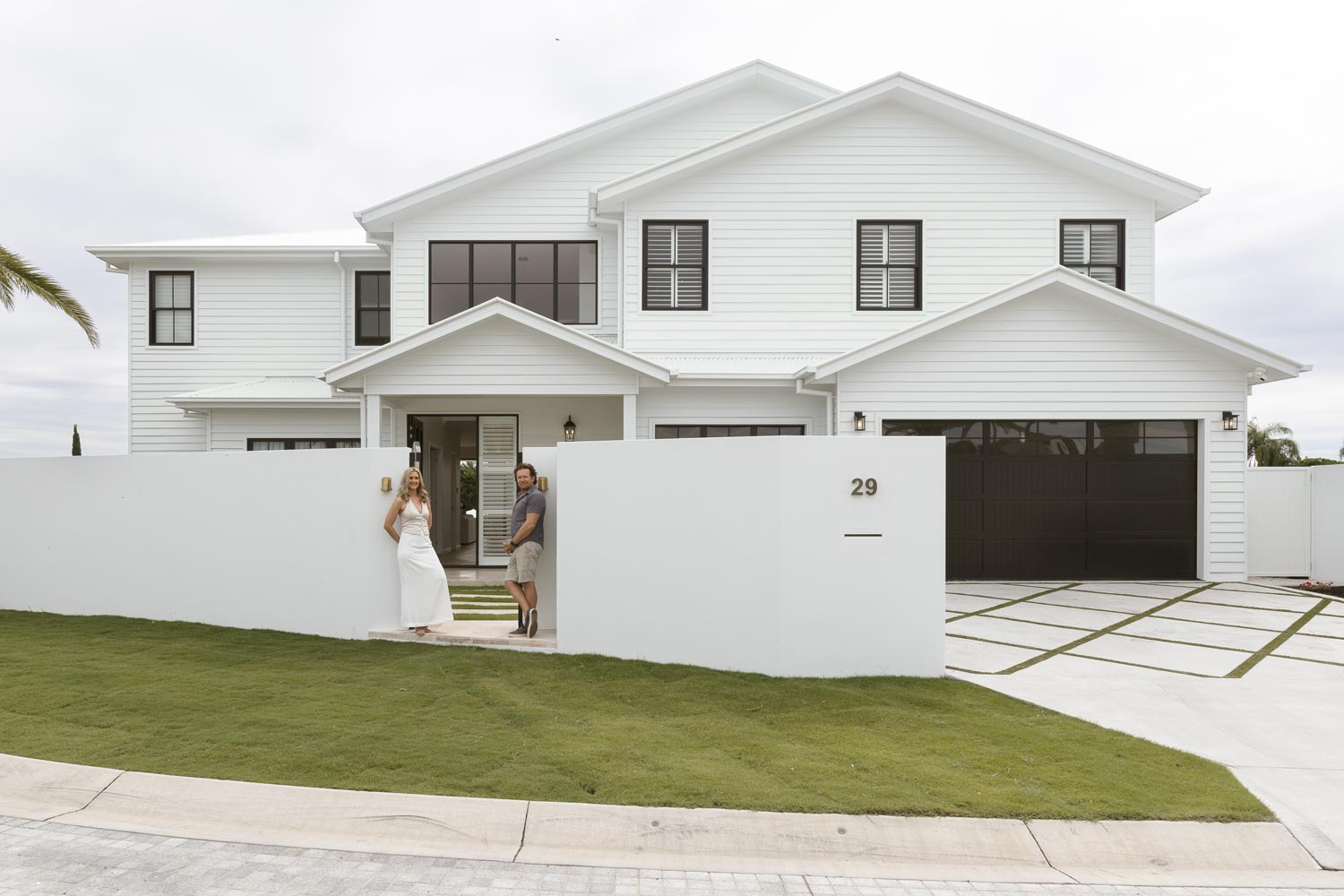 Modern Coastal Home Brings the Hamptons to the Gold Coast Behind the