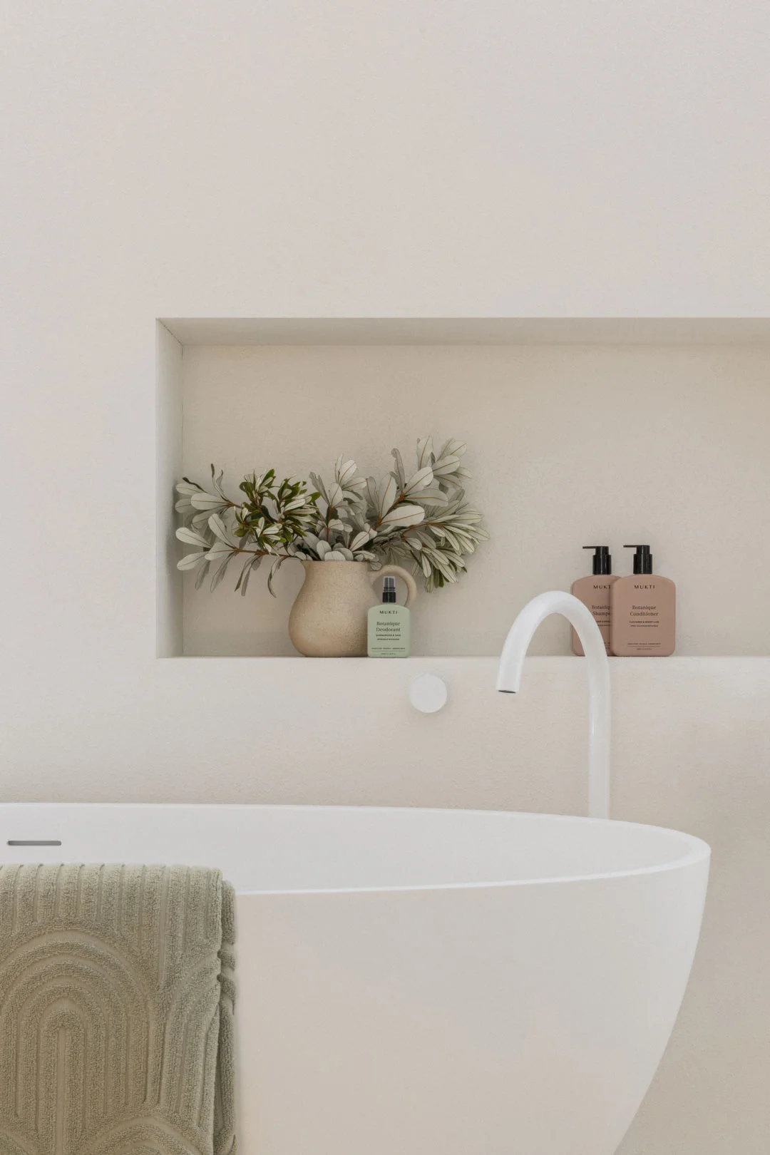 Mukti-Organics-neutral-Bathroom