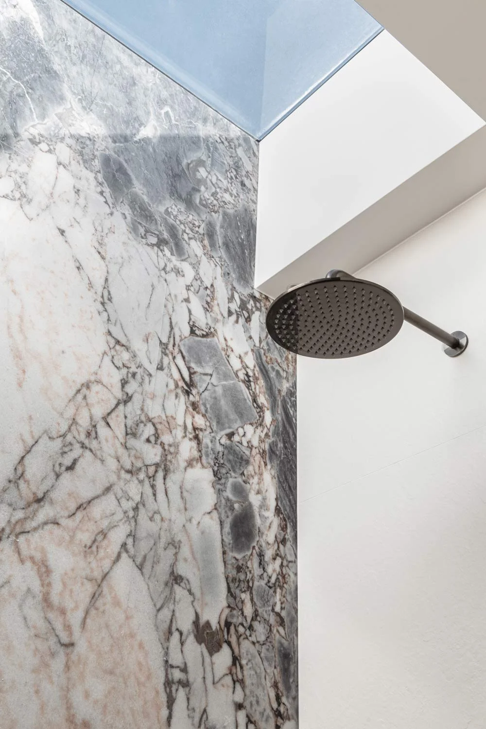 Tile-Trends-Marble-Wall-Shower-Tiles-Brushed-Gunmetal-Shower-Head-Shower-Skylight