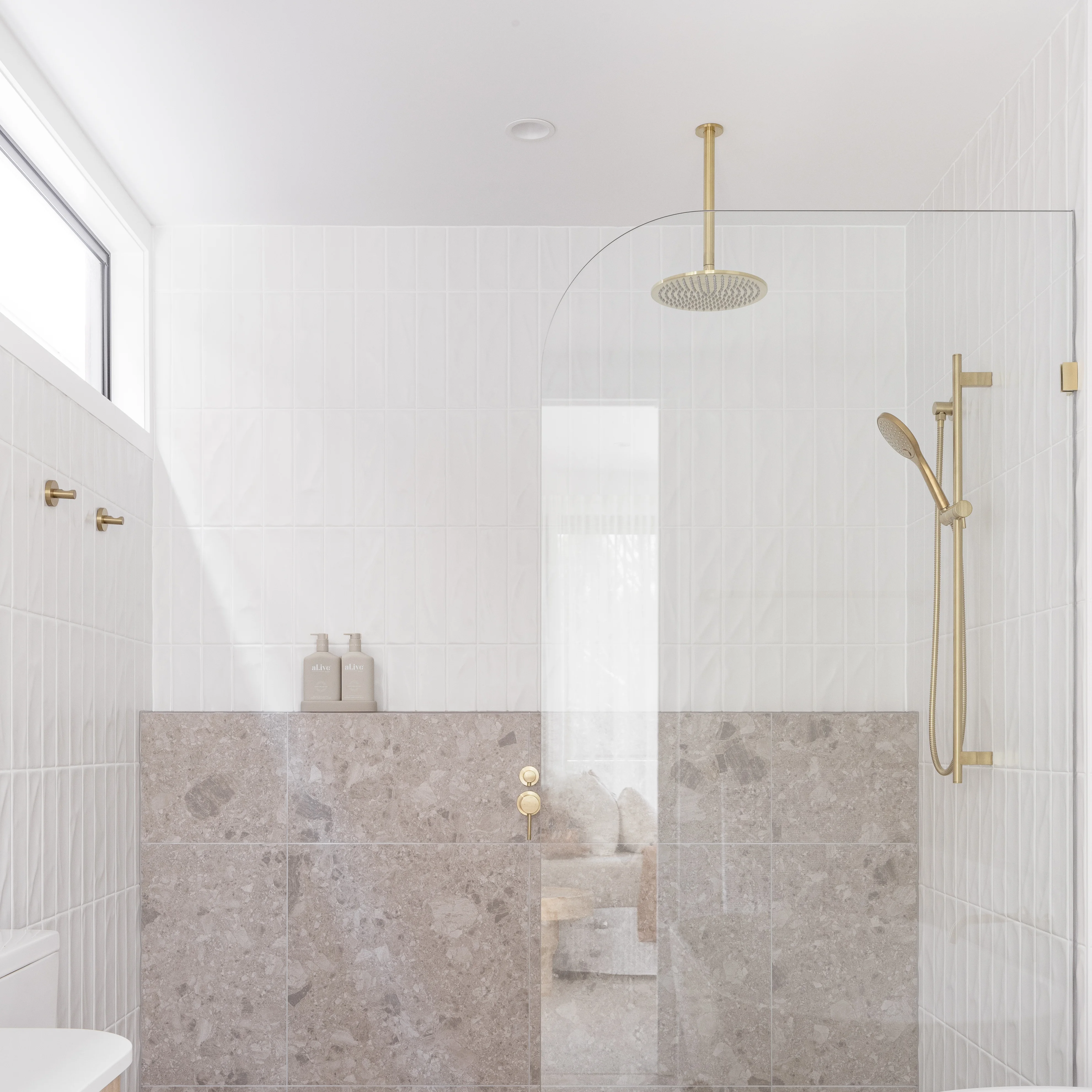 Kai%20by%20Omira-HR-17