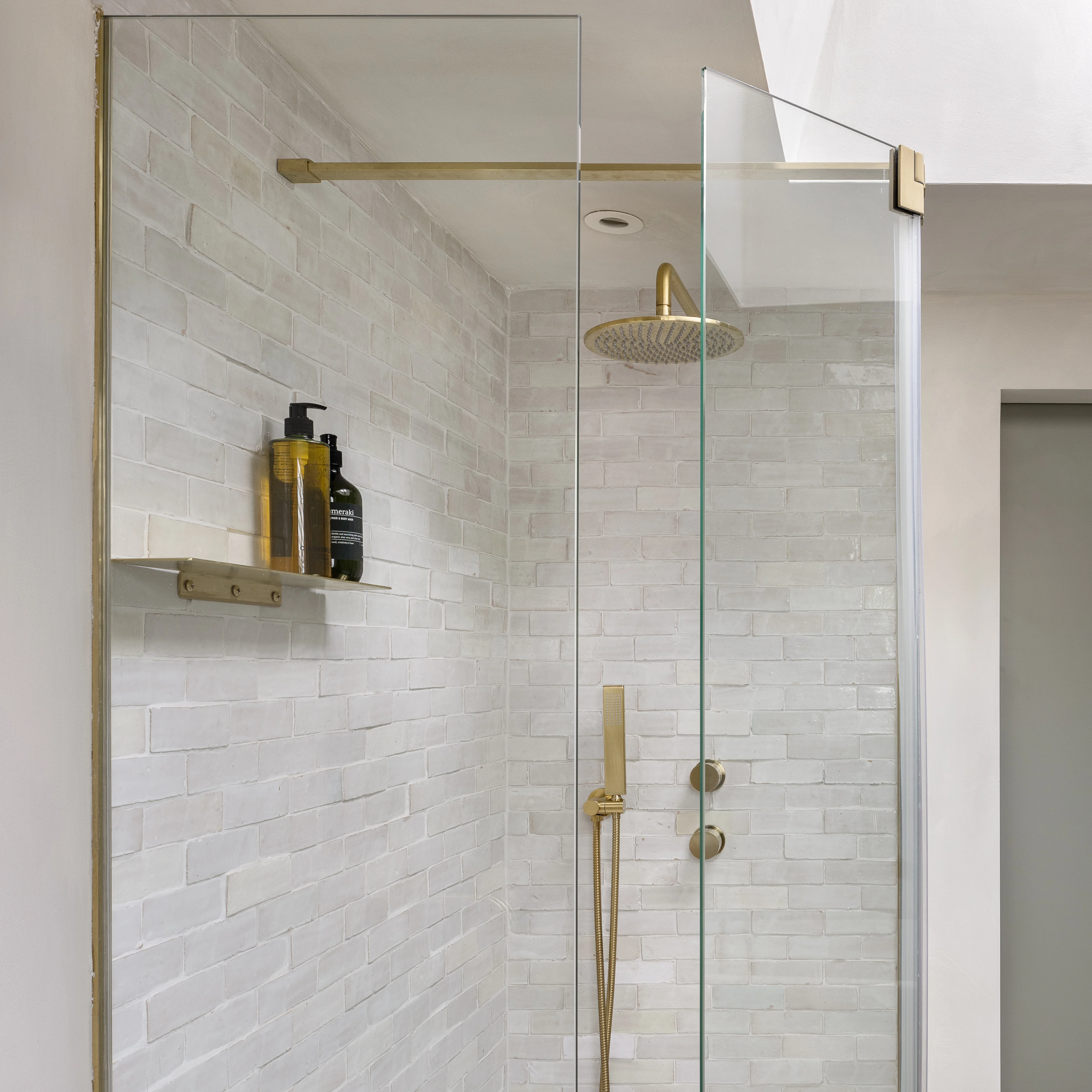 Behind-The-Door-Design-HR-7