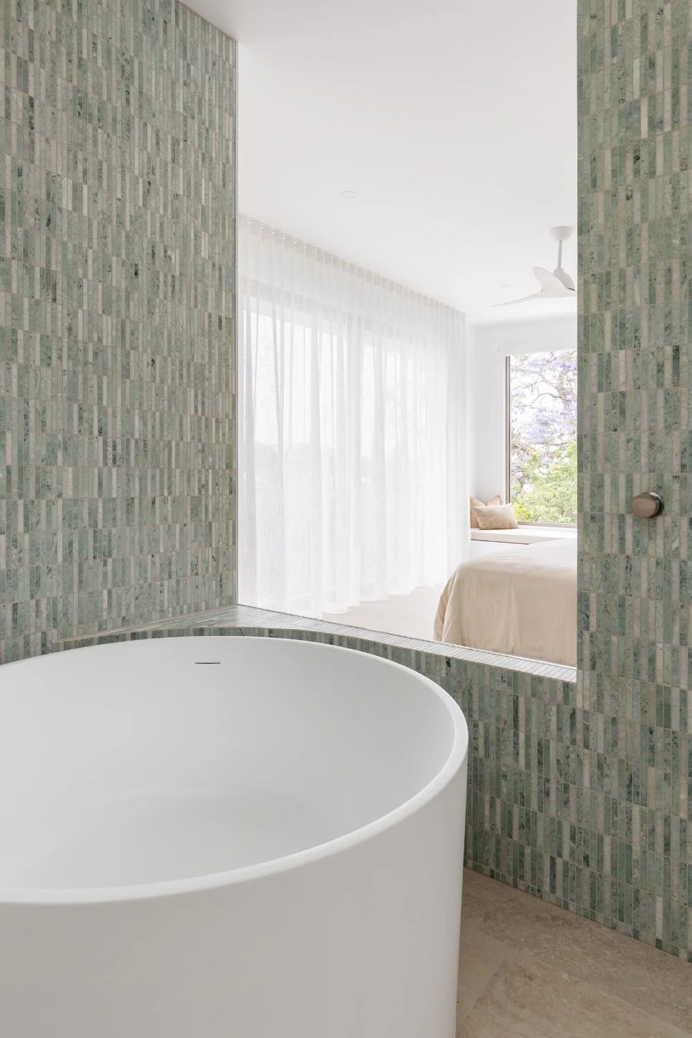 Bathtub Tile Design Ideas Textured Tile