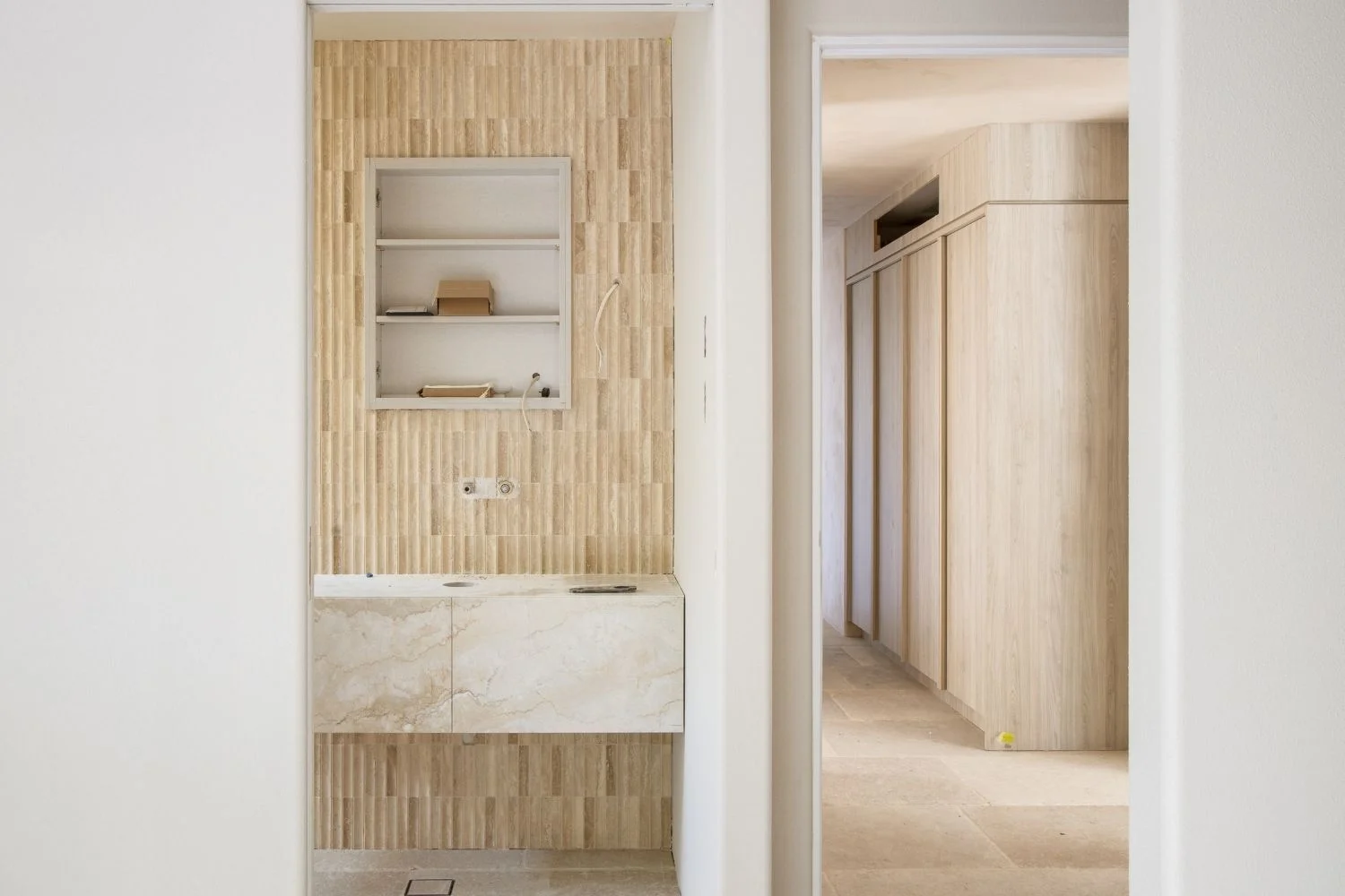 How to Renovate a Bathroom Finishes and Fixtures