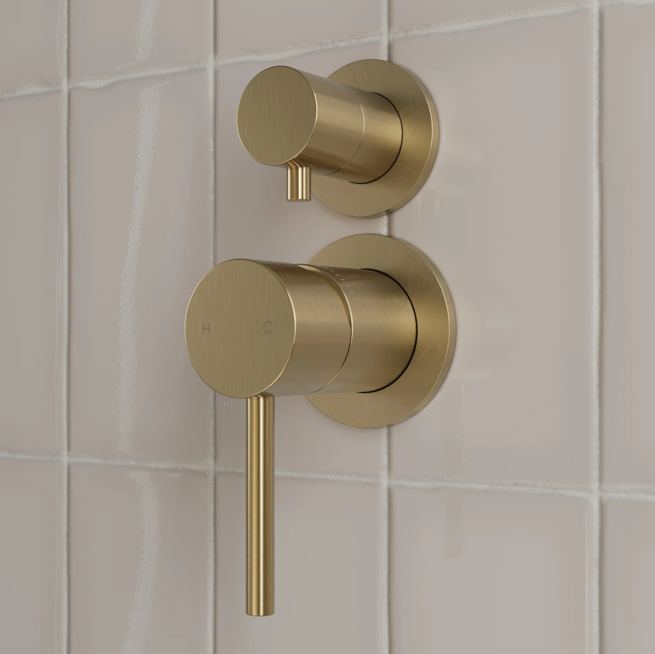 Elysian%20Thermostatic%20Minimal%202Way 3Way CloseUp-BB