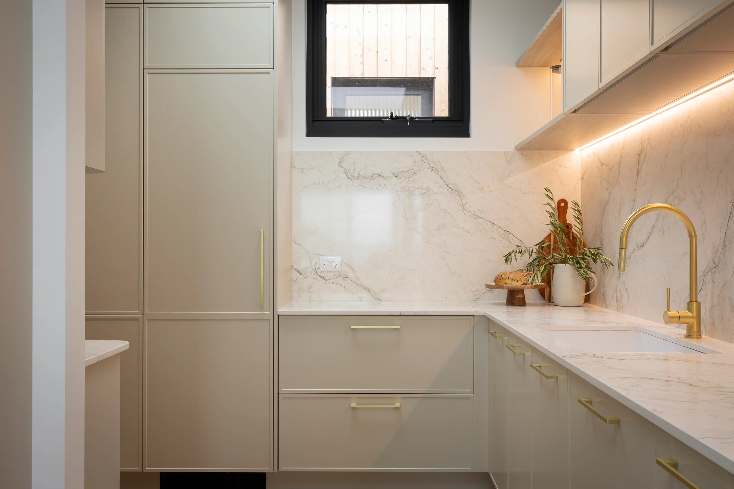 House 2 Pantry