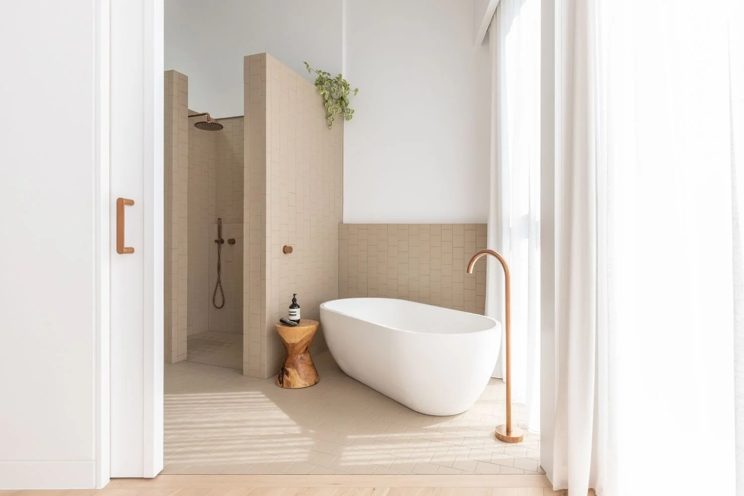 Coastal Homes Interior Design Ensuite