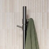 ModiAdjHeatedTowelRail Final View03 HooksClosup GM 01