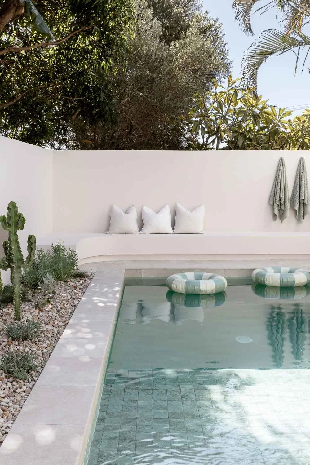 Pool With Tiles ABI Doasis