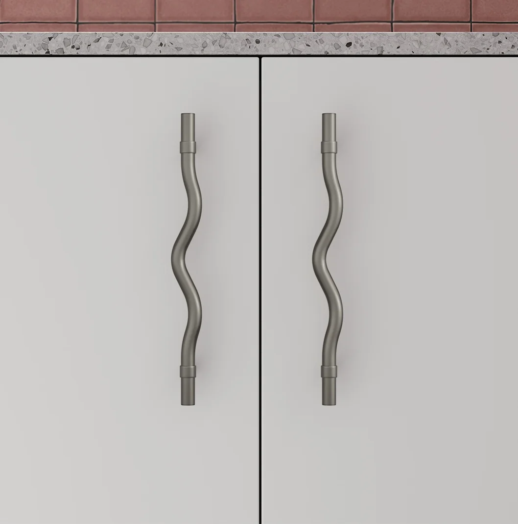 Ziggy%20Adjustable%20Cabinetry%20Pulls In%20Setting Close%20Up 250mm BN