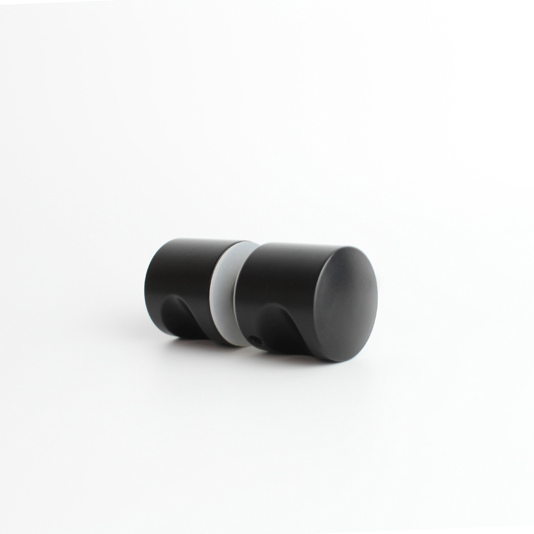Livio Shower Door Handle - Matte Black