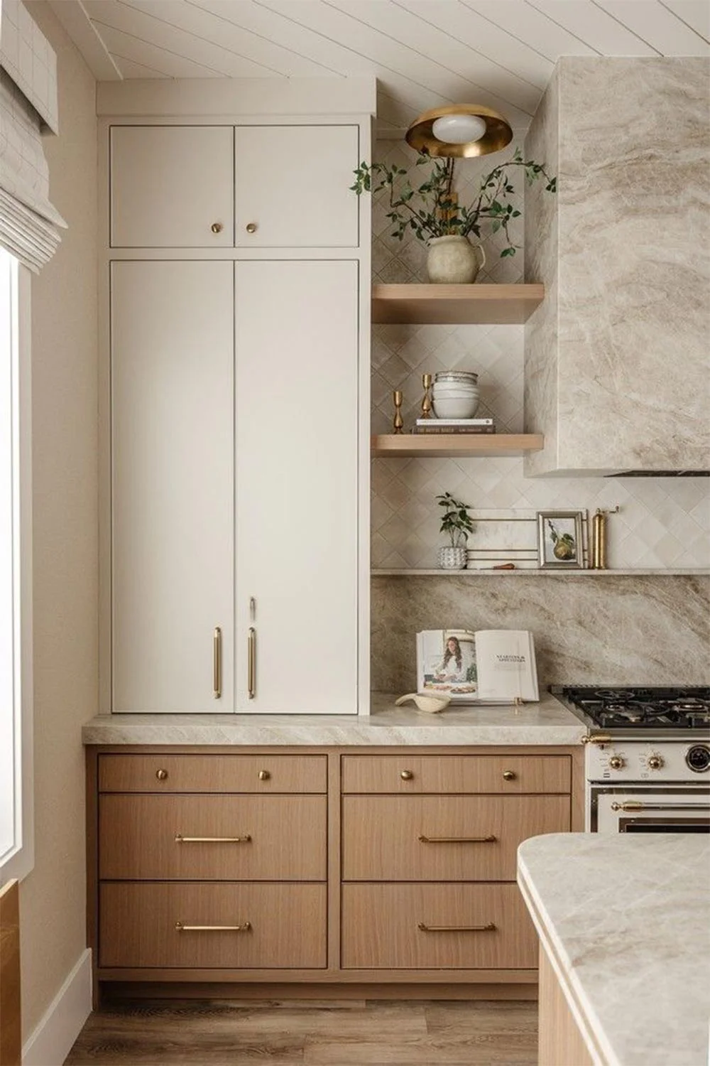 Shaker-Style-Kitchen-Oak-Cabinetry-Marble-Countertops-Brushed-Brass-Cabinetry-Pulls