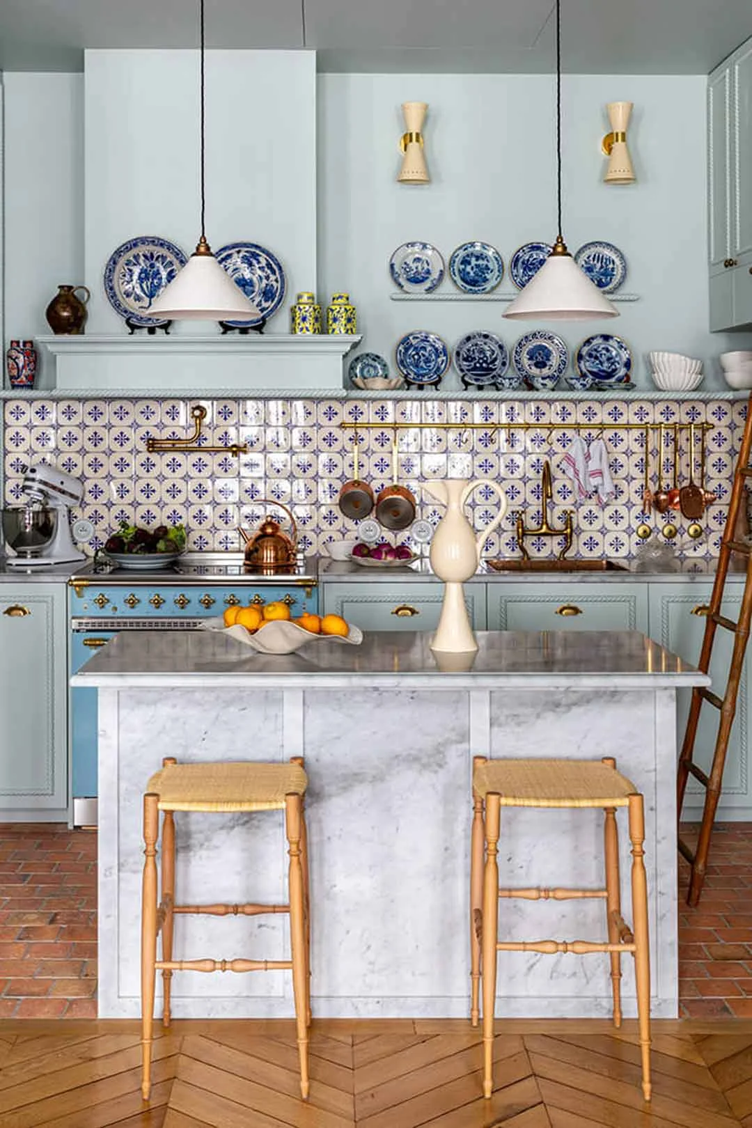 maximalist-decor-blue-monochromatic-kitchen