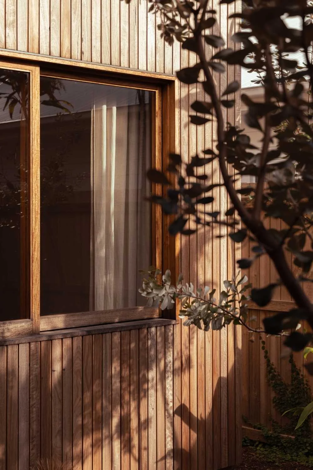 Californian Bungalow Japanese Aesthetic Vertical Timber Cladding