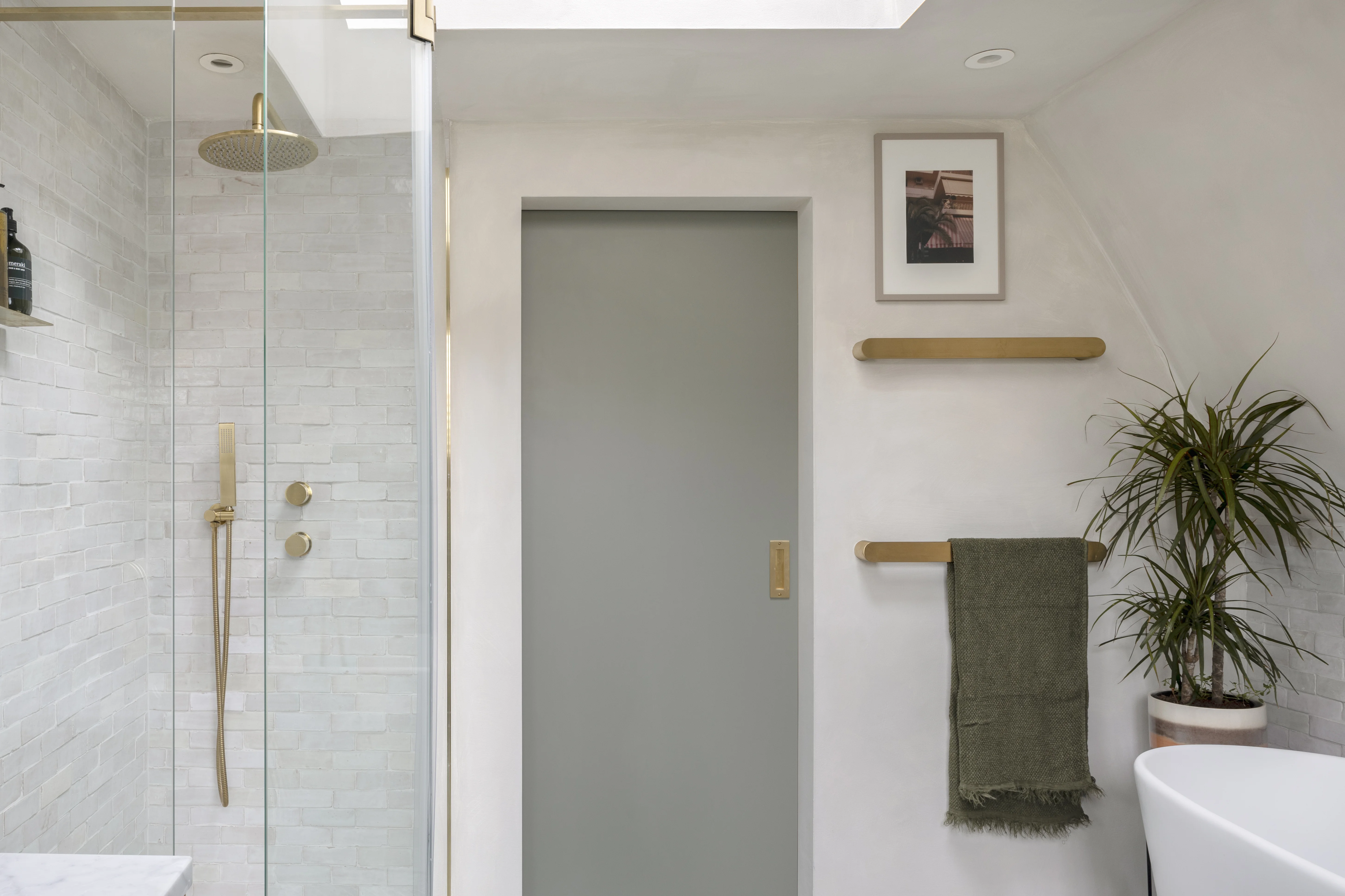 Behind-The-Door-Design-HR-8