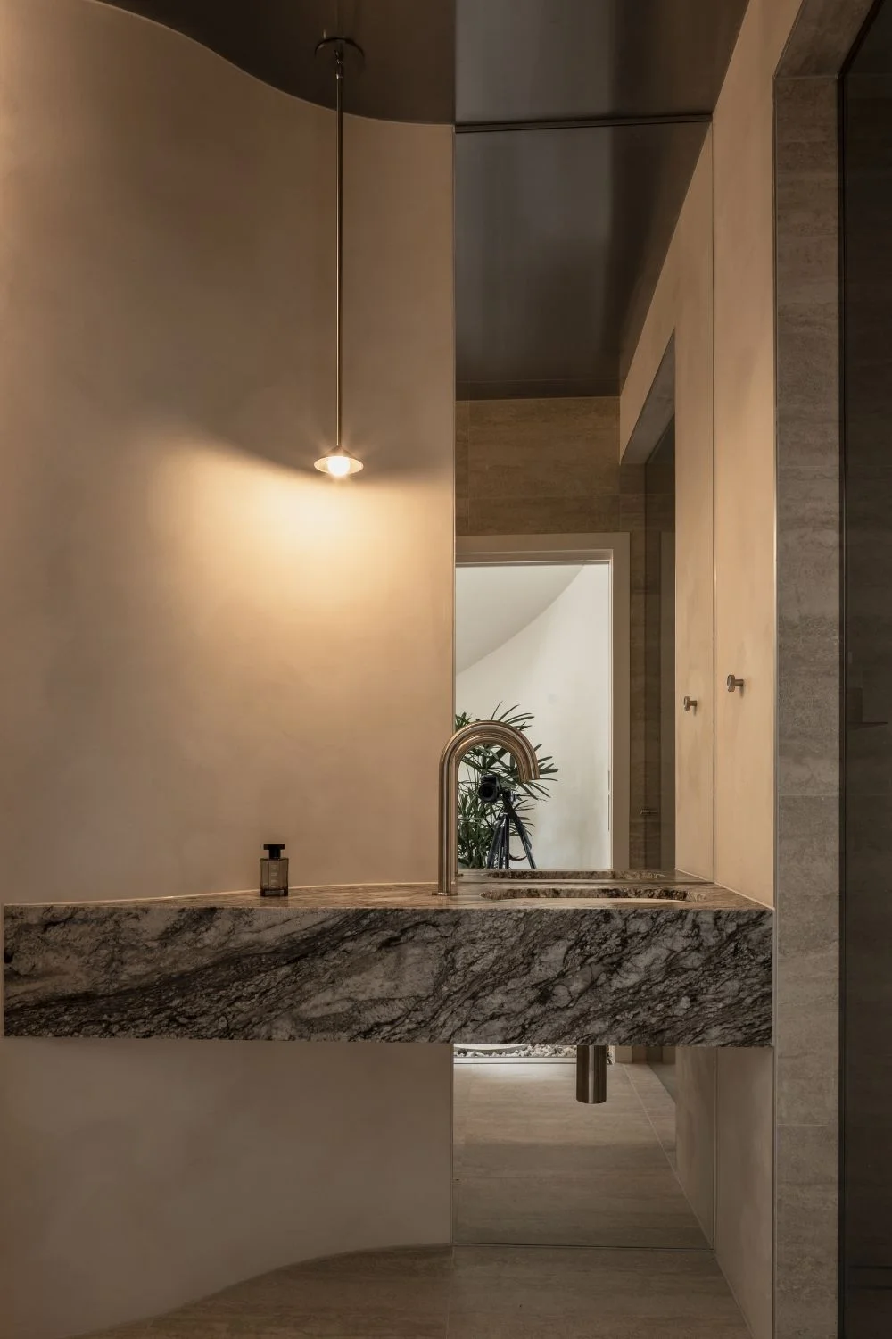 Comma Projects Zoei Powder Room