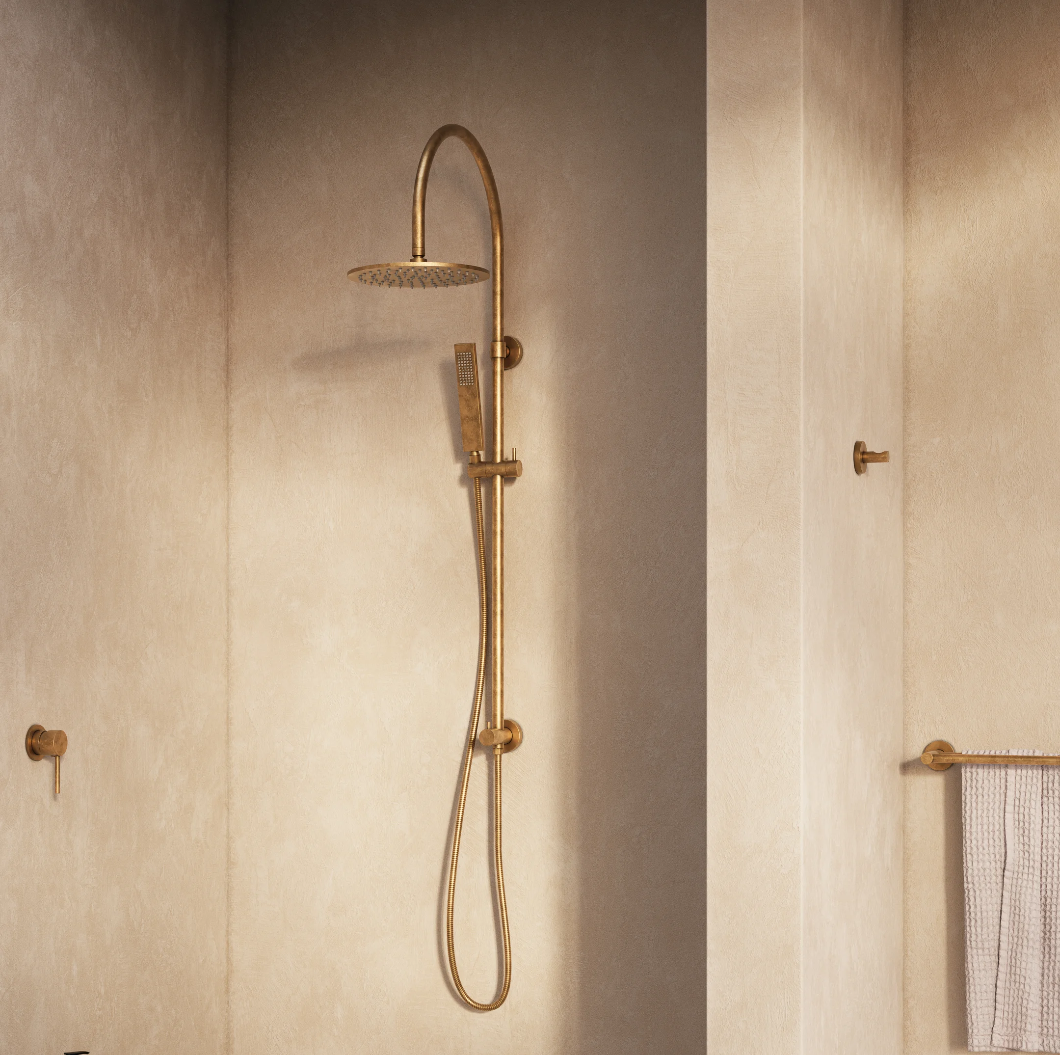 Tumbled%20Aged%20Brass%20Shower%20Rail%20SceneScene