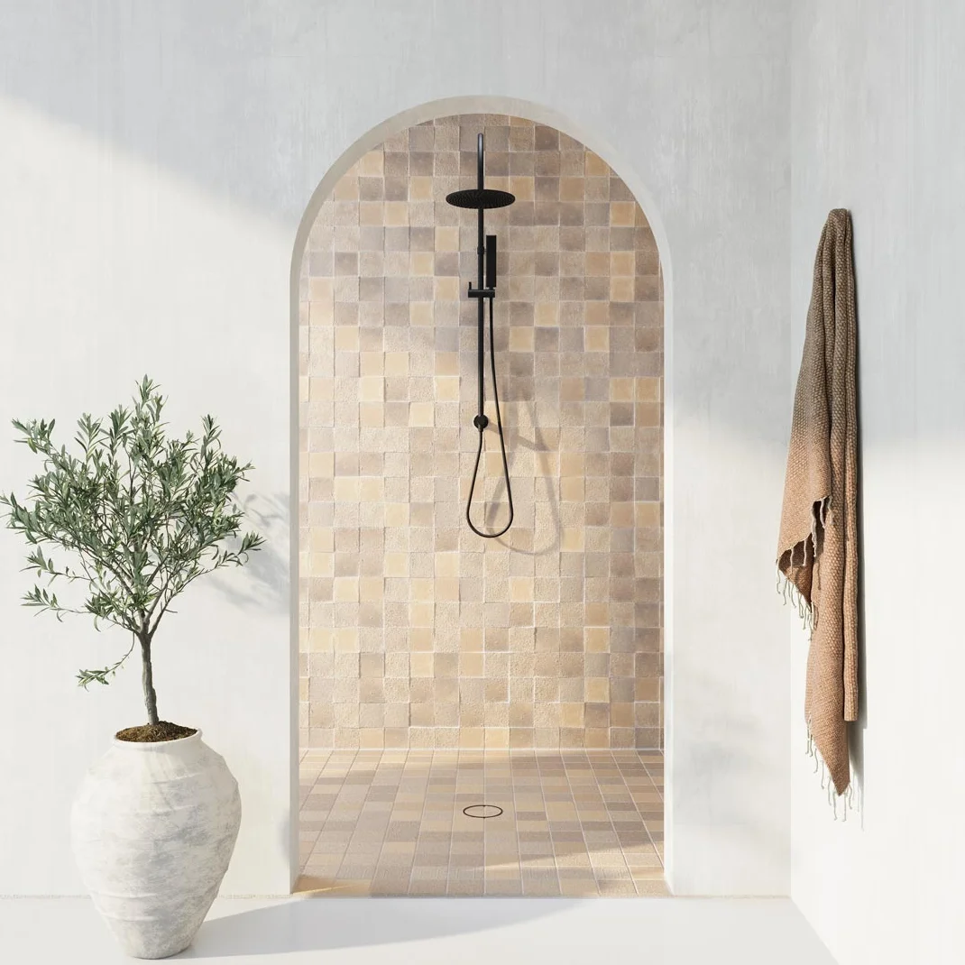 Elysian gooseneck Shower Black 01