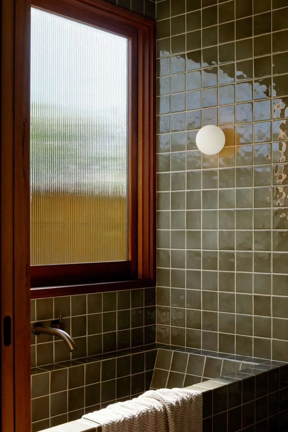 Bath Tile Design Ideas Green