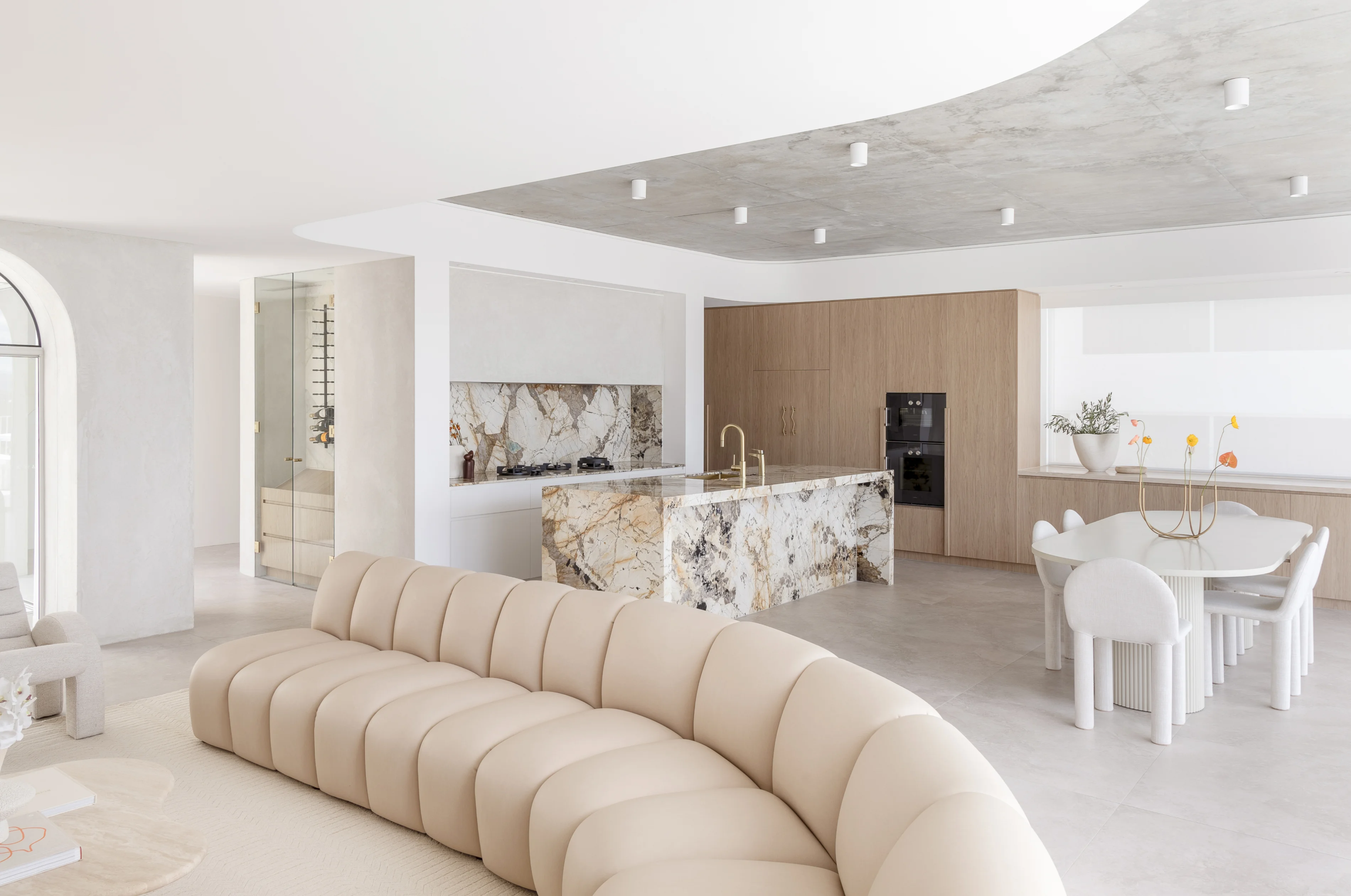 Grece-casestudy-kitchen-slide1