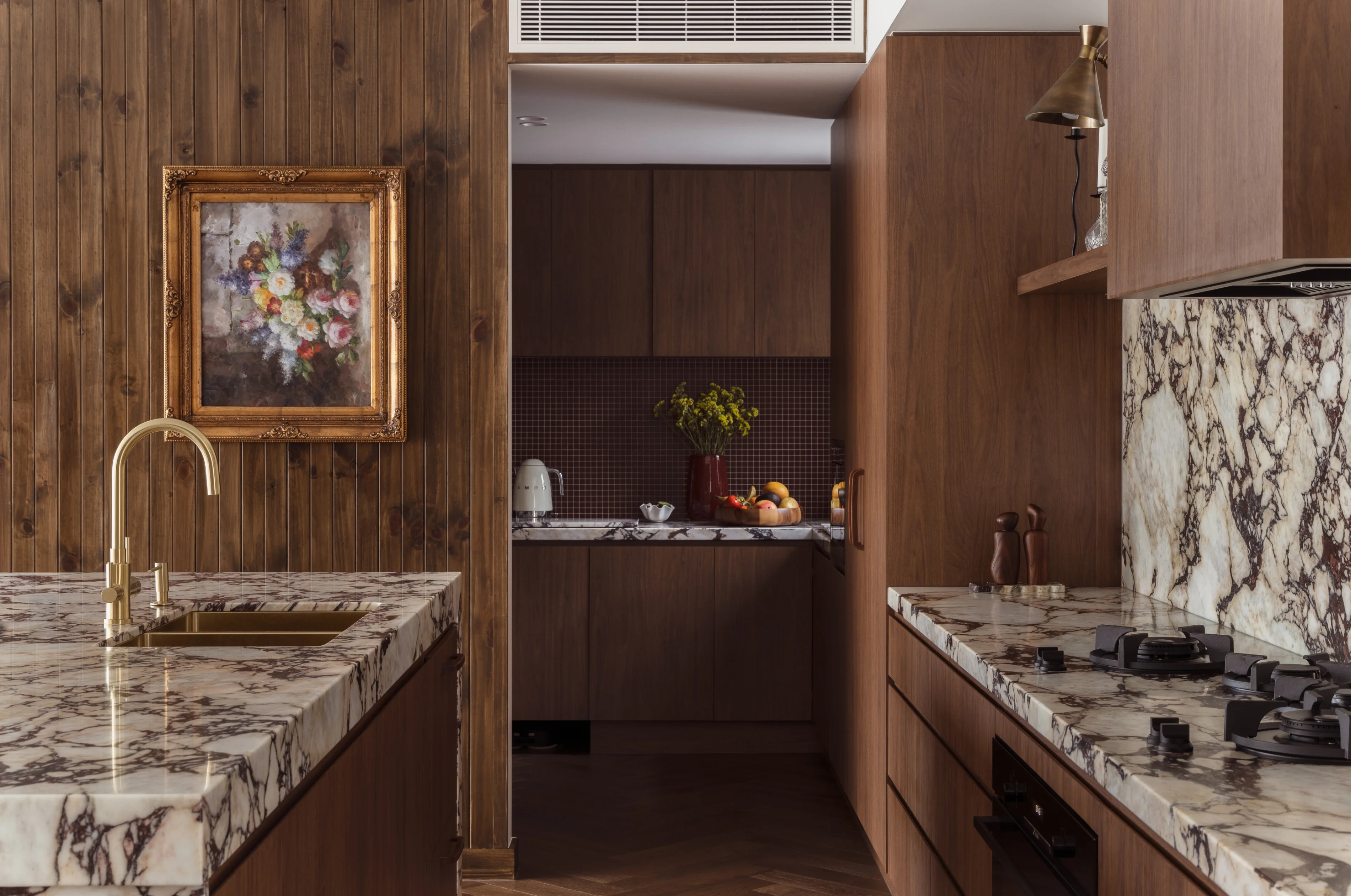 savoy-kitchen-slide-2