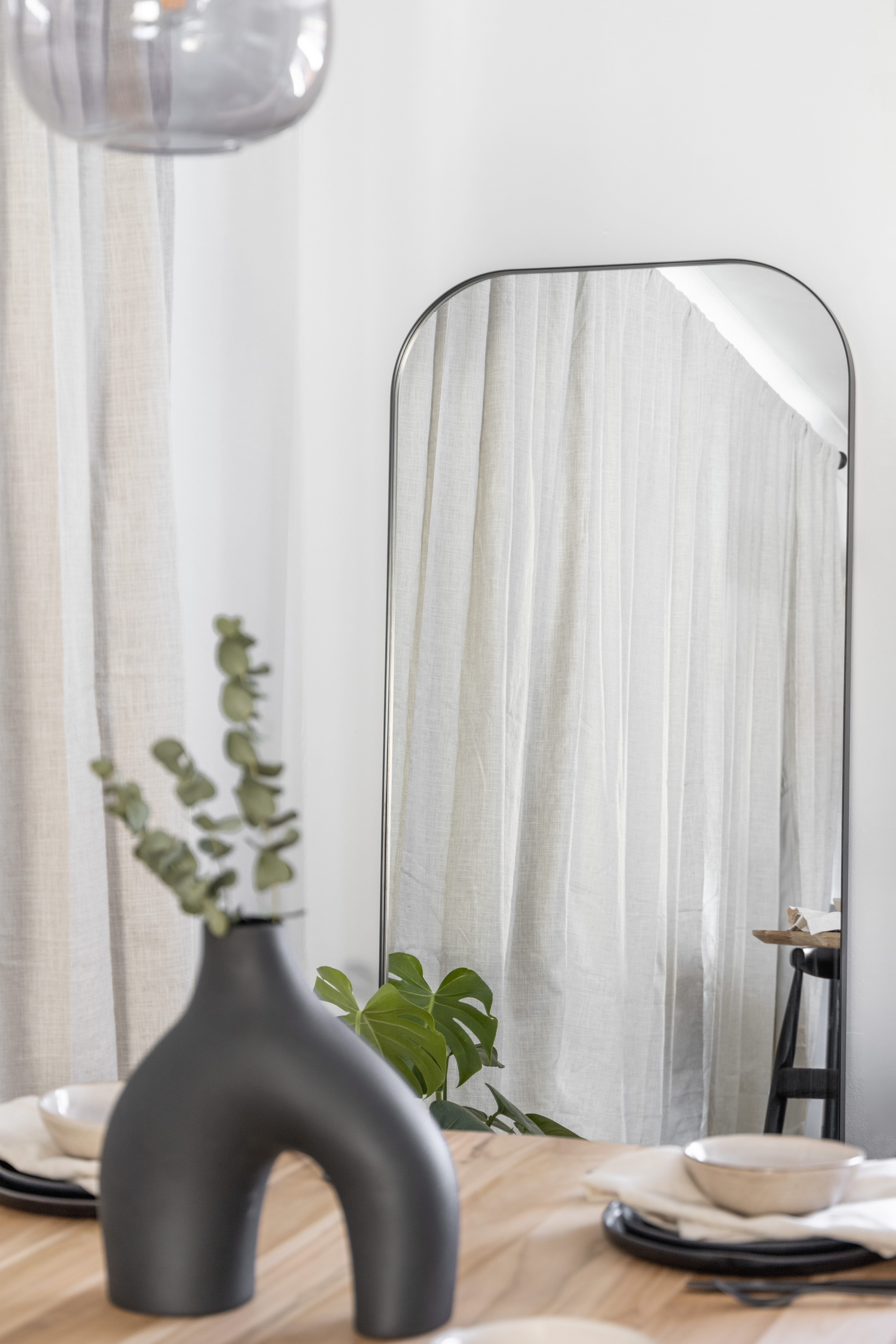 Frederick-St-Living-01