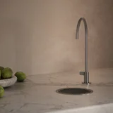 Mini%20Water%20Filter%20Tap%20Commercial V2 BG