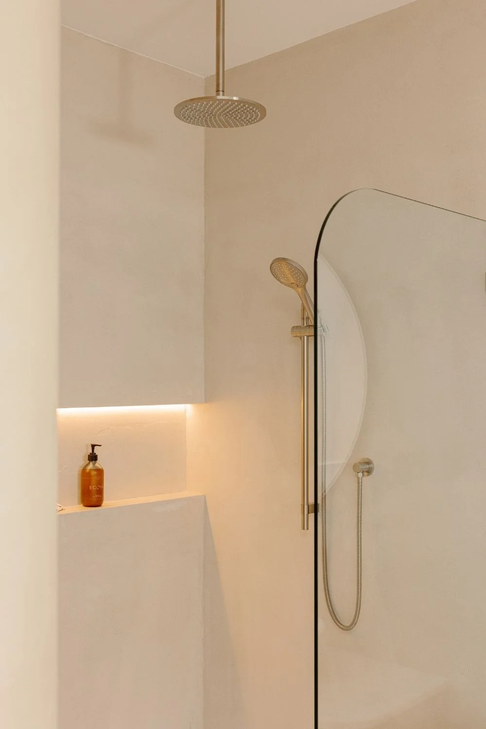 The Block Andy and Debs Bathroom Renovation Tips Rain Shower